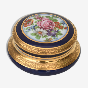 Small porcelain jewellery box from Limoges