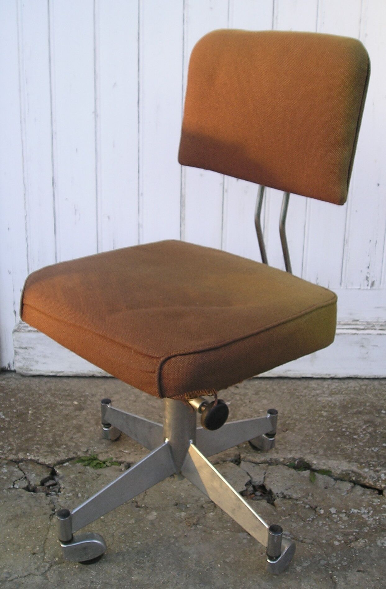 Workshop or Office Flambo swivel and wheel chair