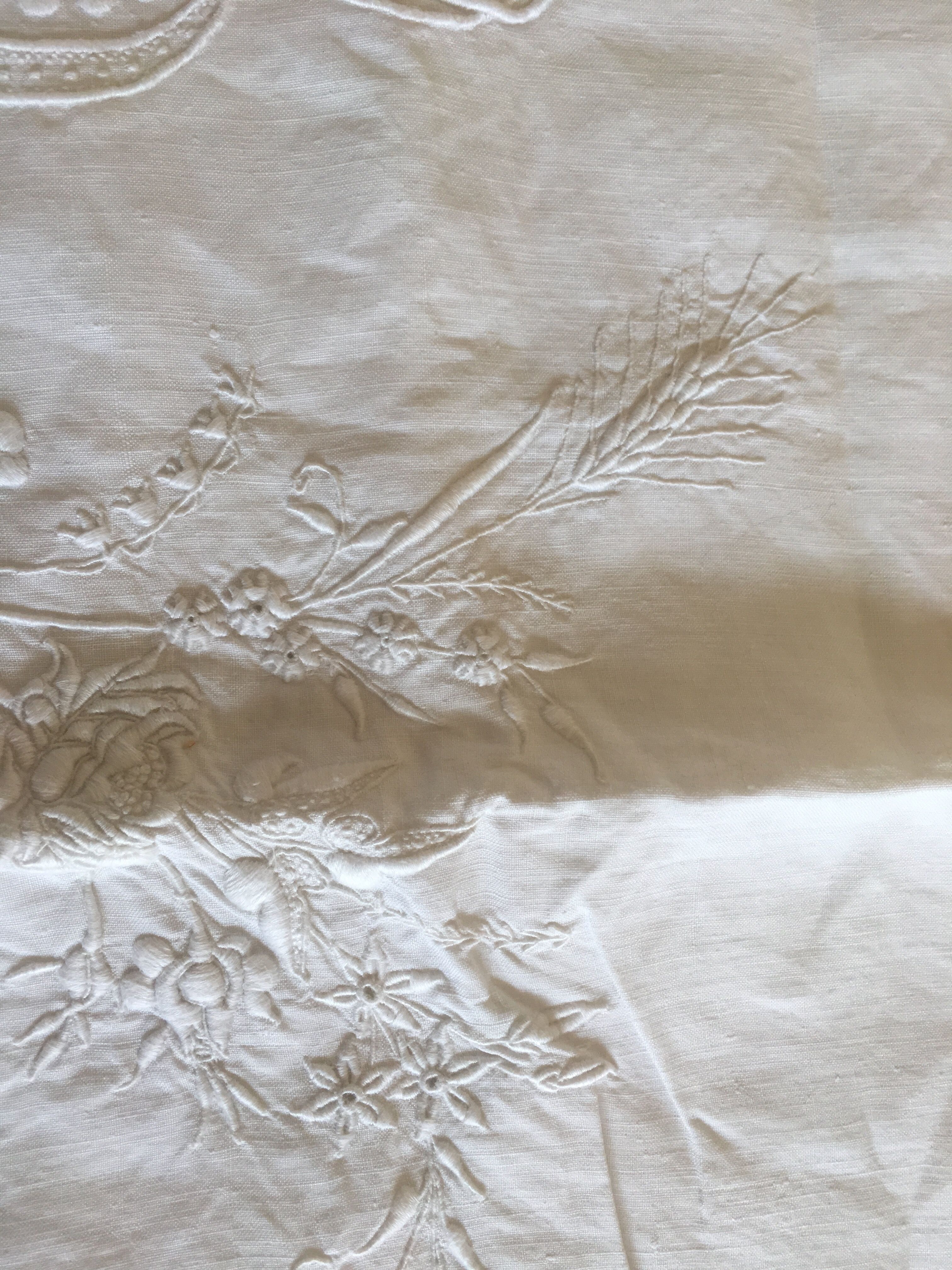 19th embroidered linen yarn wedding kit pillow taie B