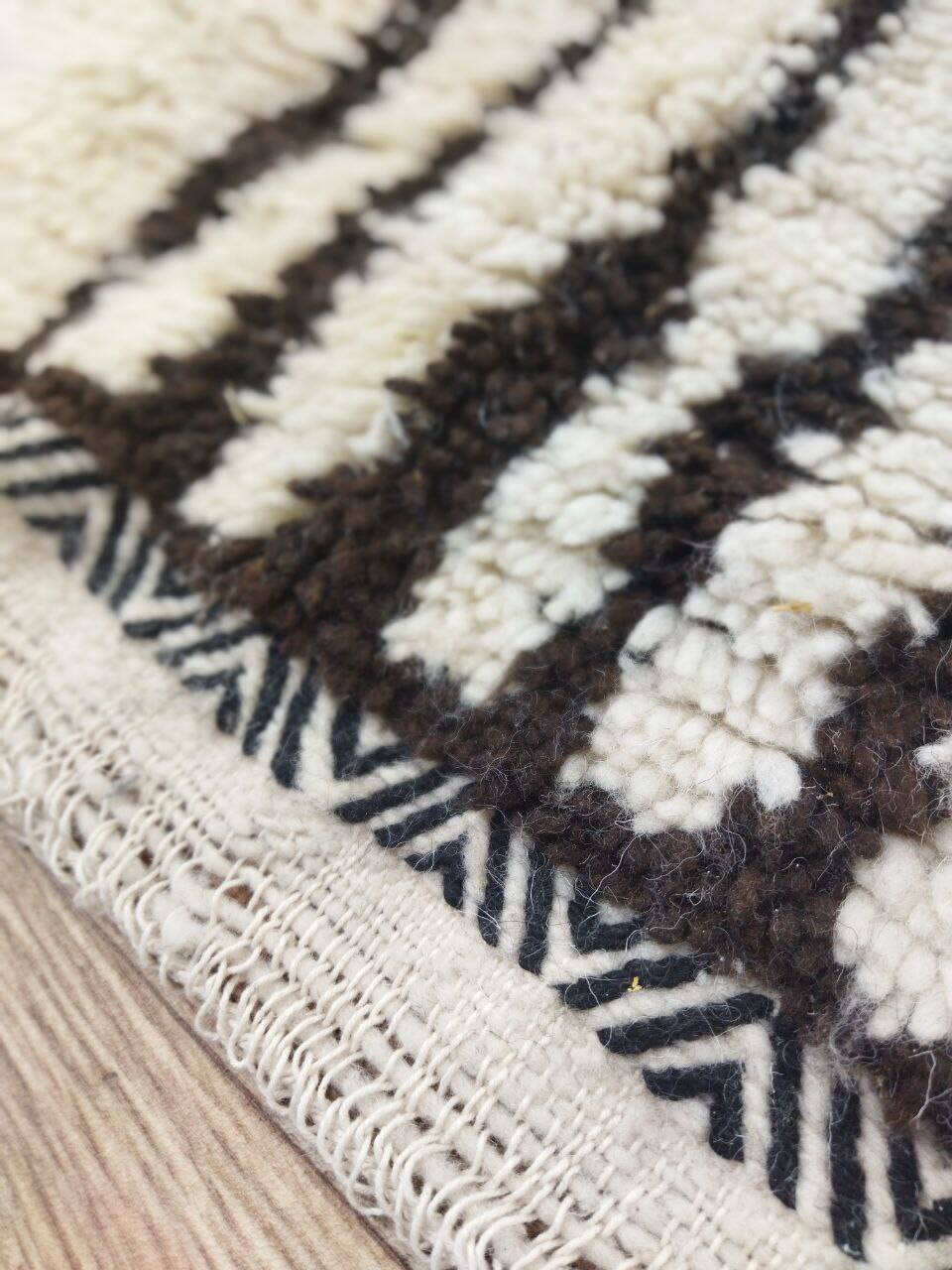 Handmade wool Berber rug 240 X 140 CM