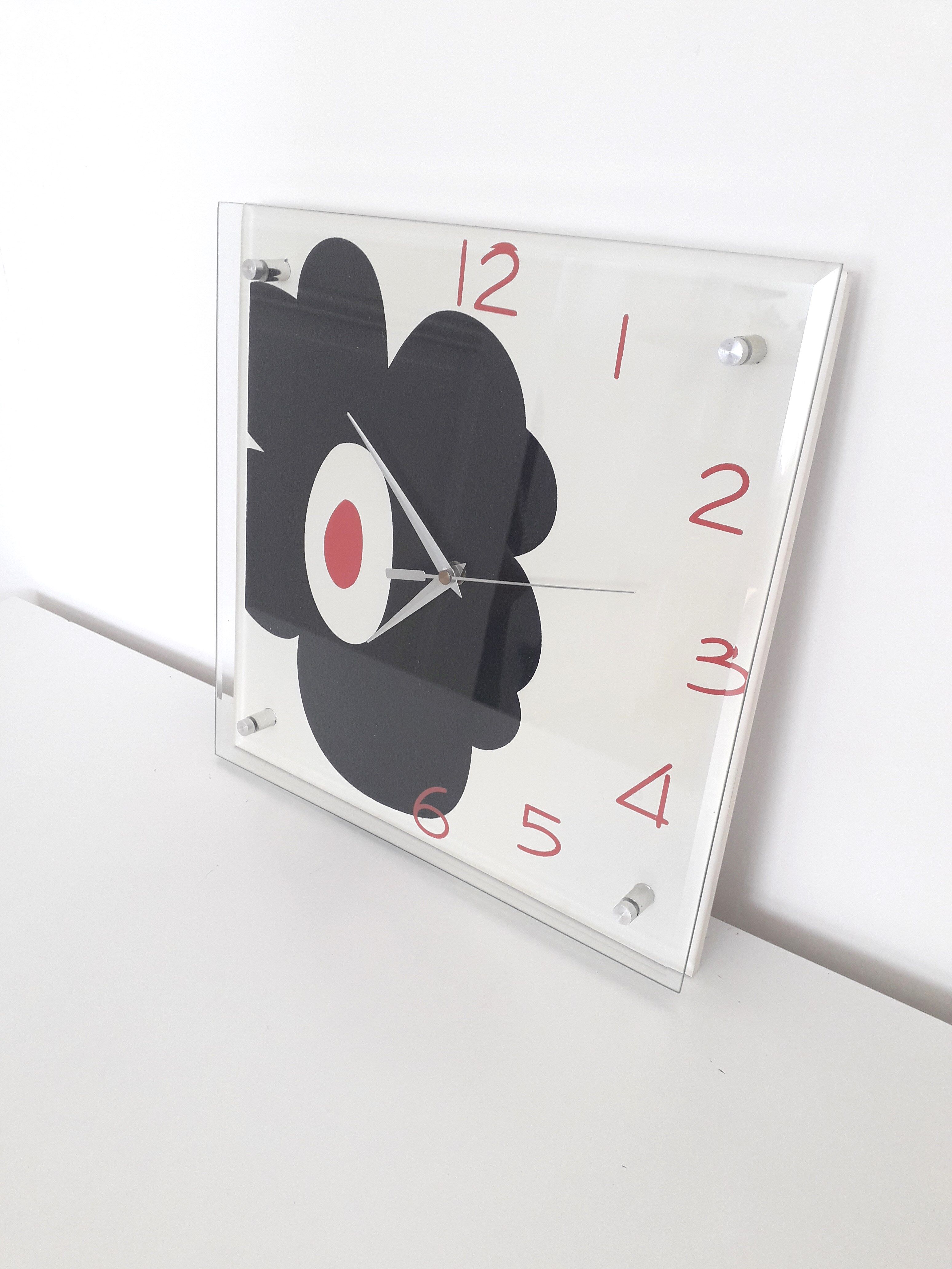 Vintage wall clock -- Wood and glass - 80s-90s