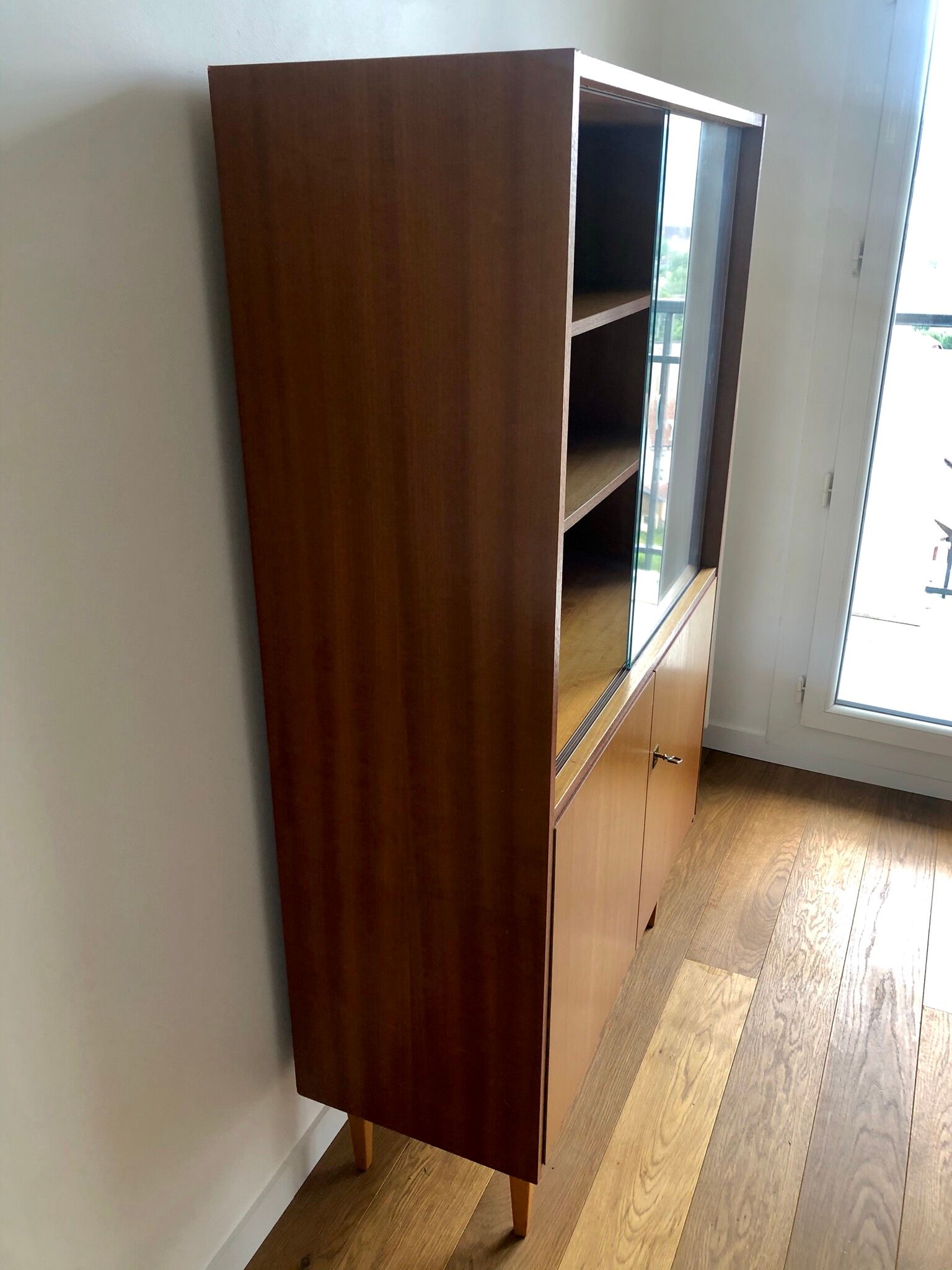 60s library showcase