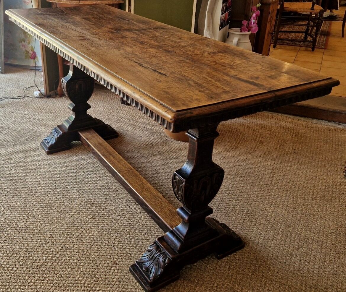 Table style Renaissance, XIXe