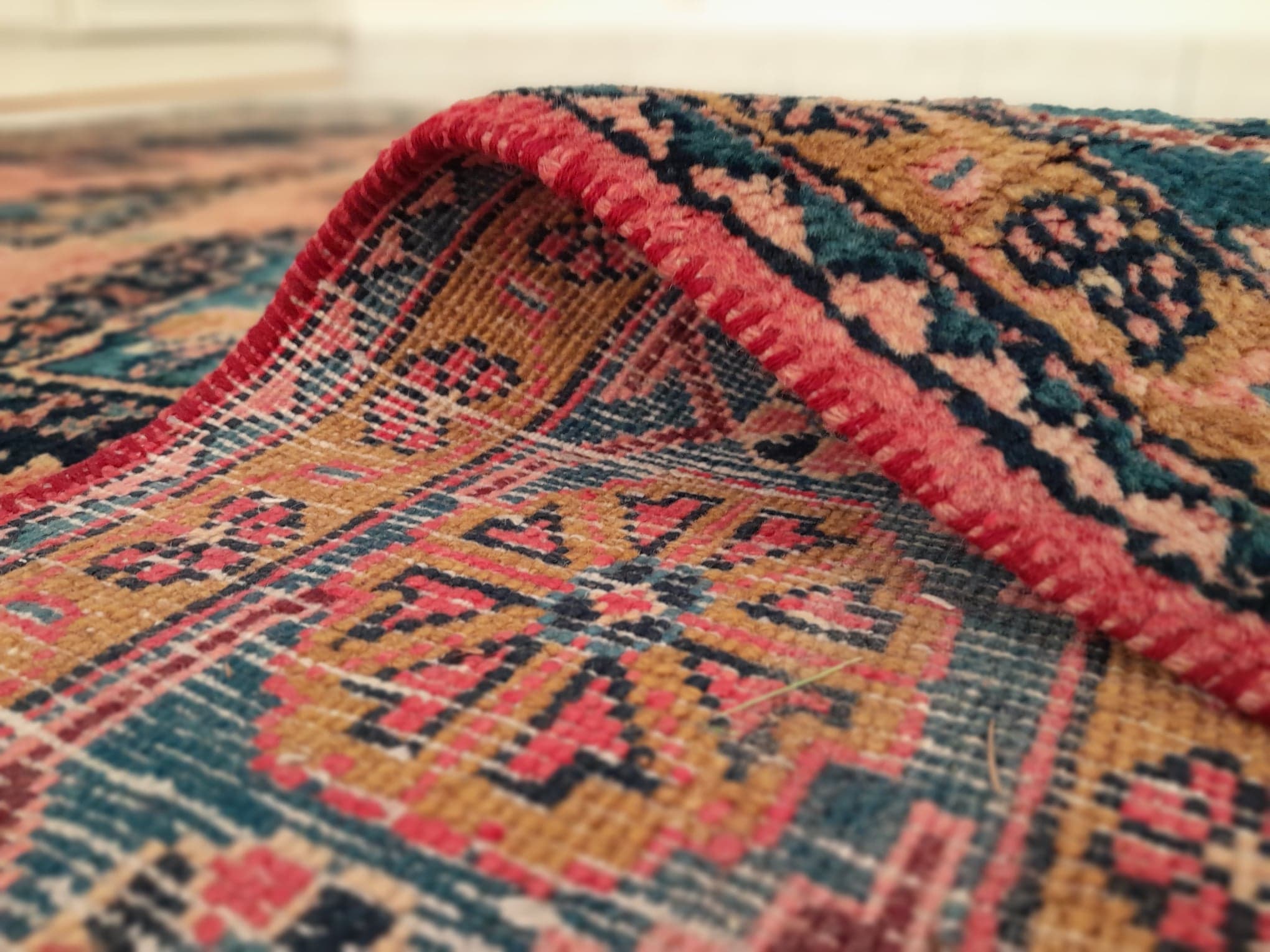 Handmade persian carpet wiss 216x175cm