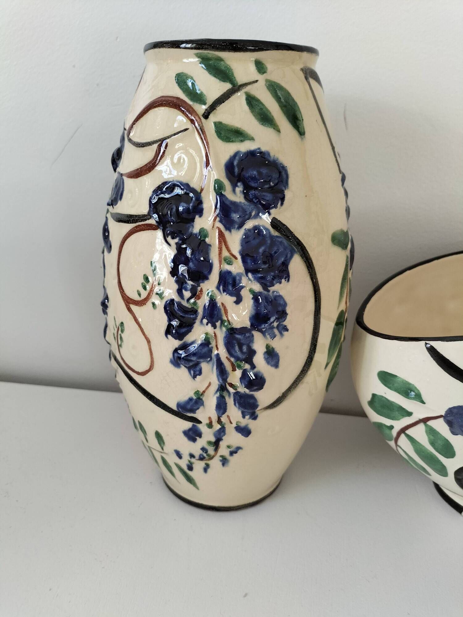 Poët-Laval Trio “Wisteria” – 2 vases no. 721 & boat planter no. 729