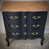Black chest of drawers