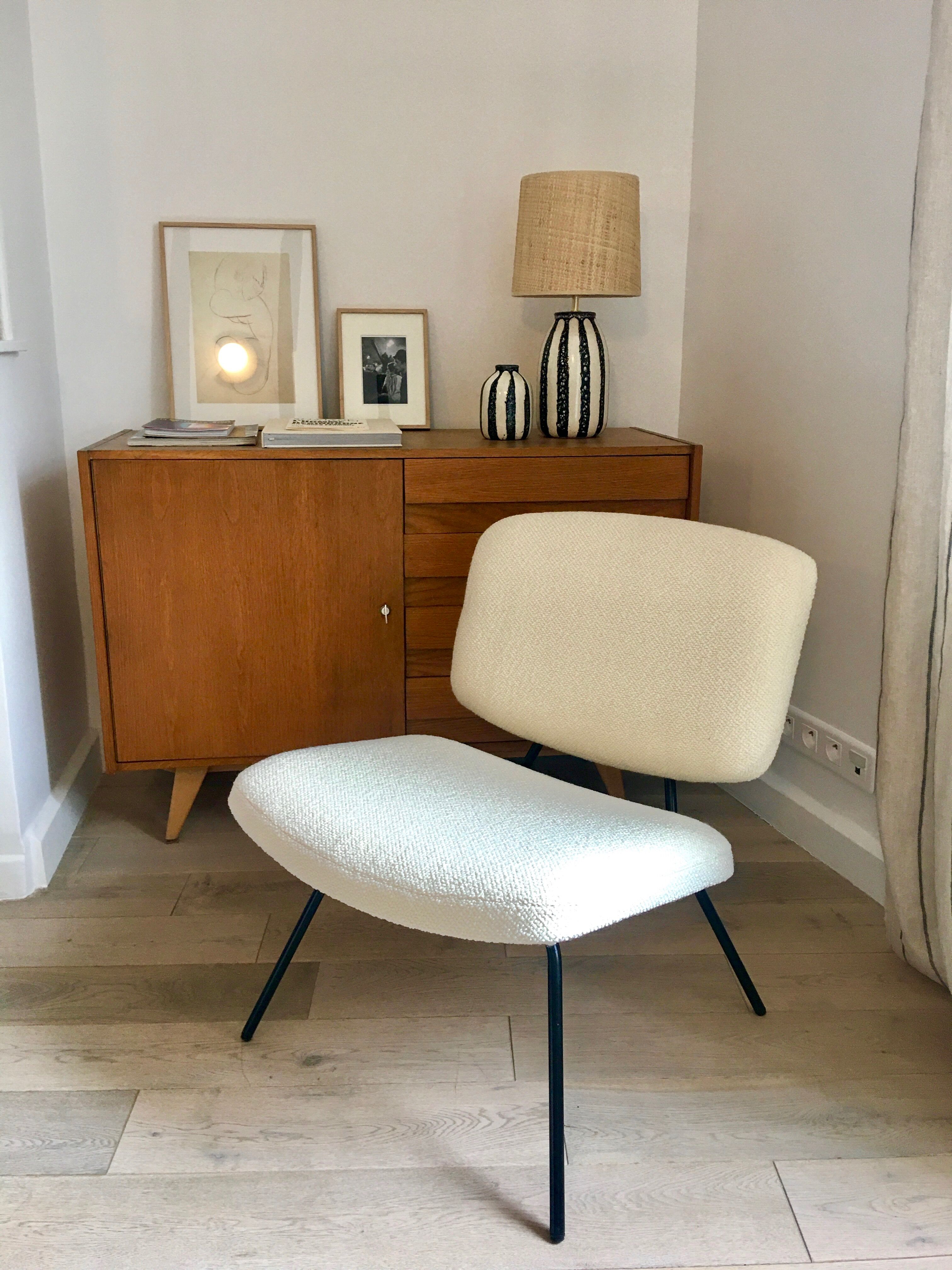 Pierre Paulin's CM 190 heater for Thonet with Lelièvre buckle