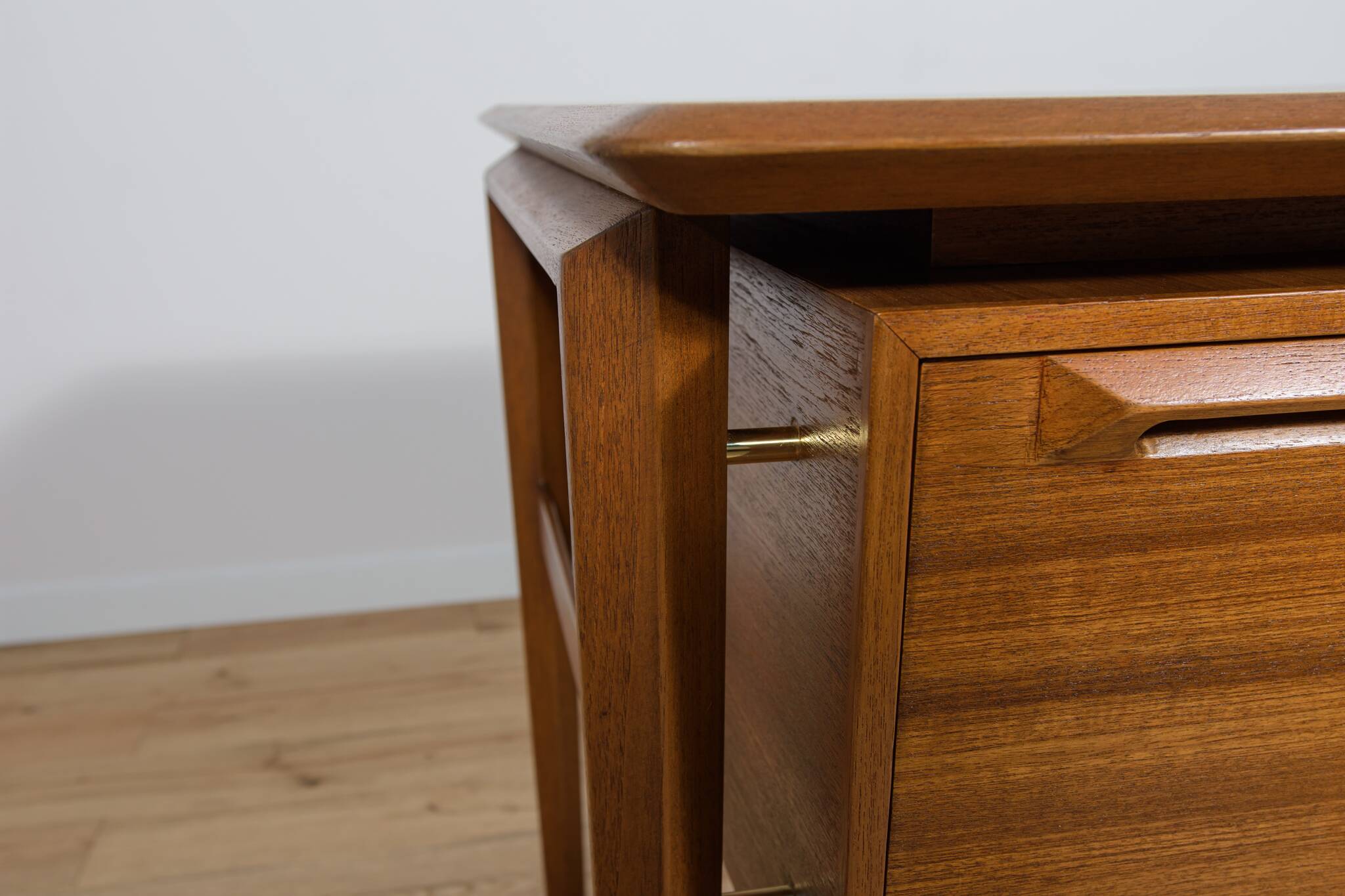 Mid-Century Teak Desk by I.B Kofod-Larsen for Seffle Möbelfabrik, Sweden, 1950s
