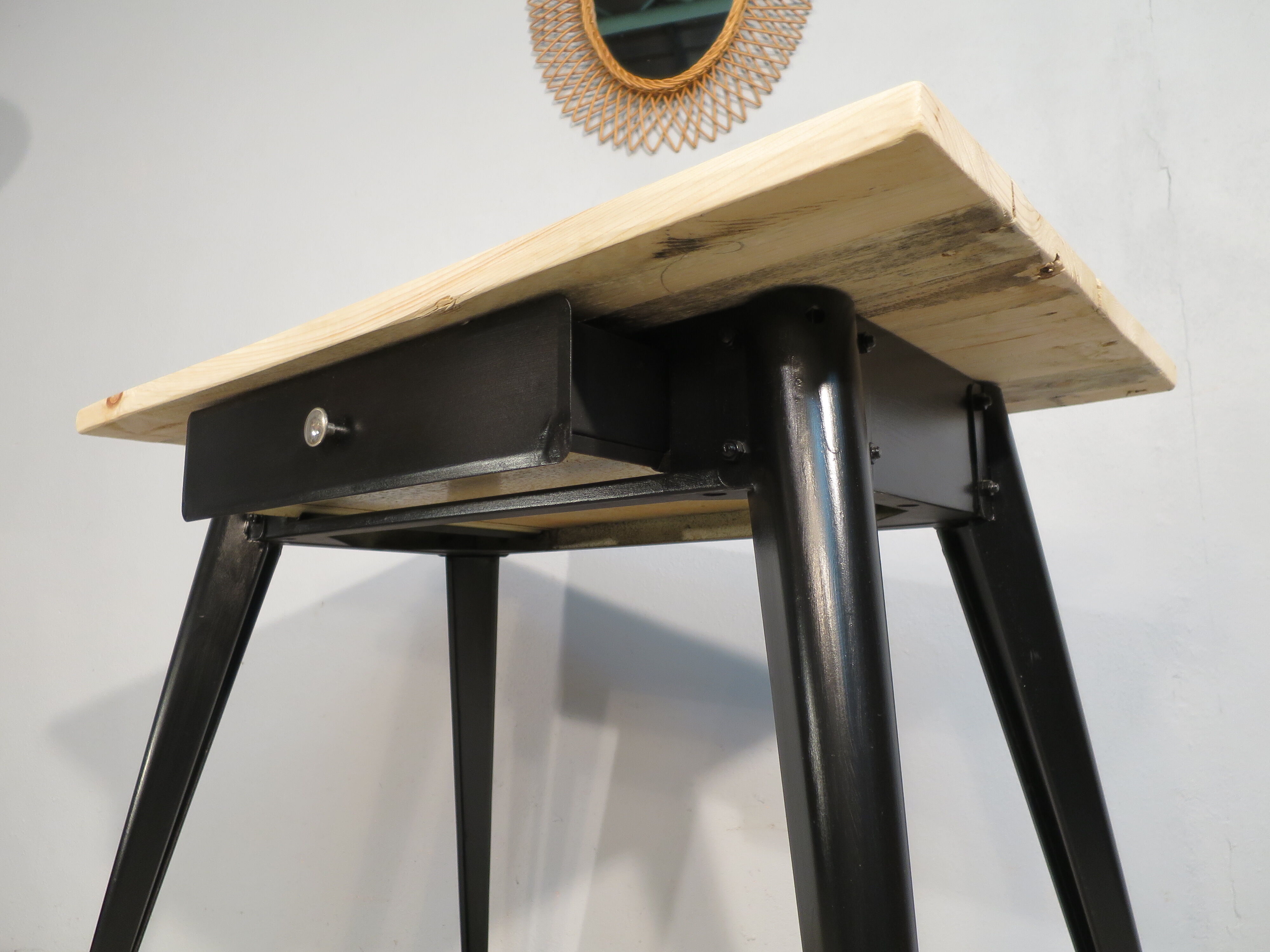 Table Tolix T55 by Xavier Pauchard