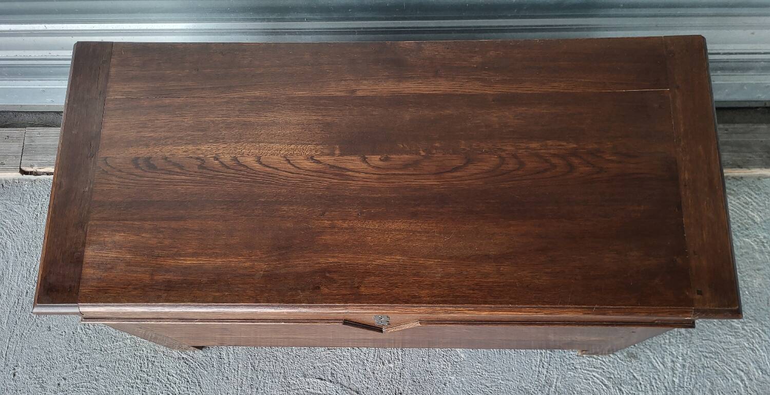 Wedding chest, wood, storage, in solid oak pegged