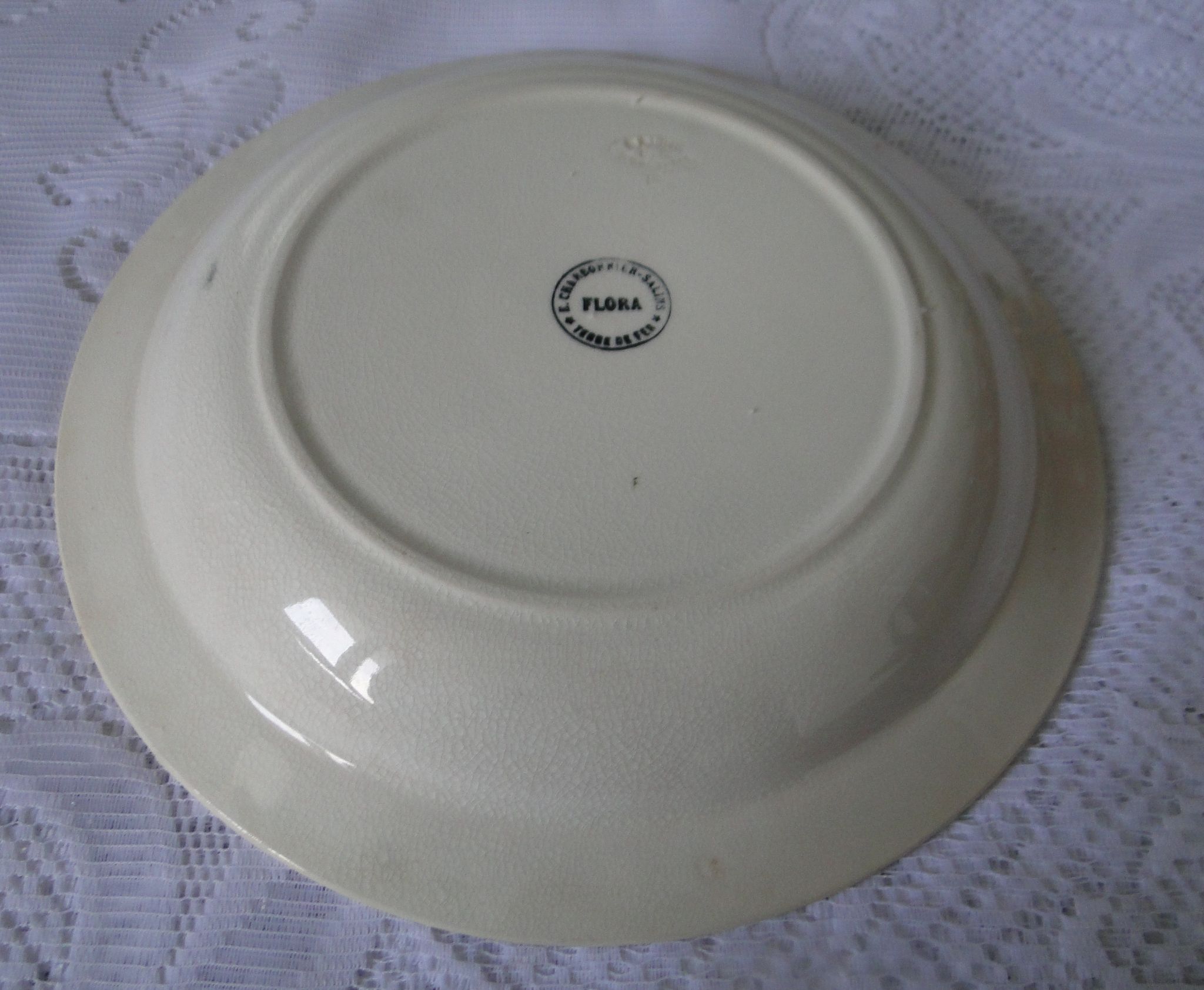 LARGE HOLLOW DISH TERRE DE FER CHARBONNIER SALINS part of a FLORA service