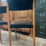 Suite de 3 chaises Baumann estampillées