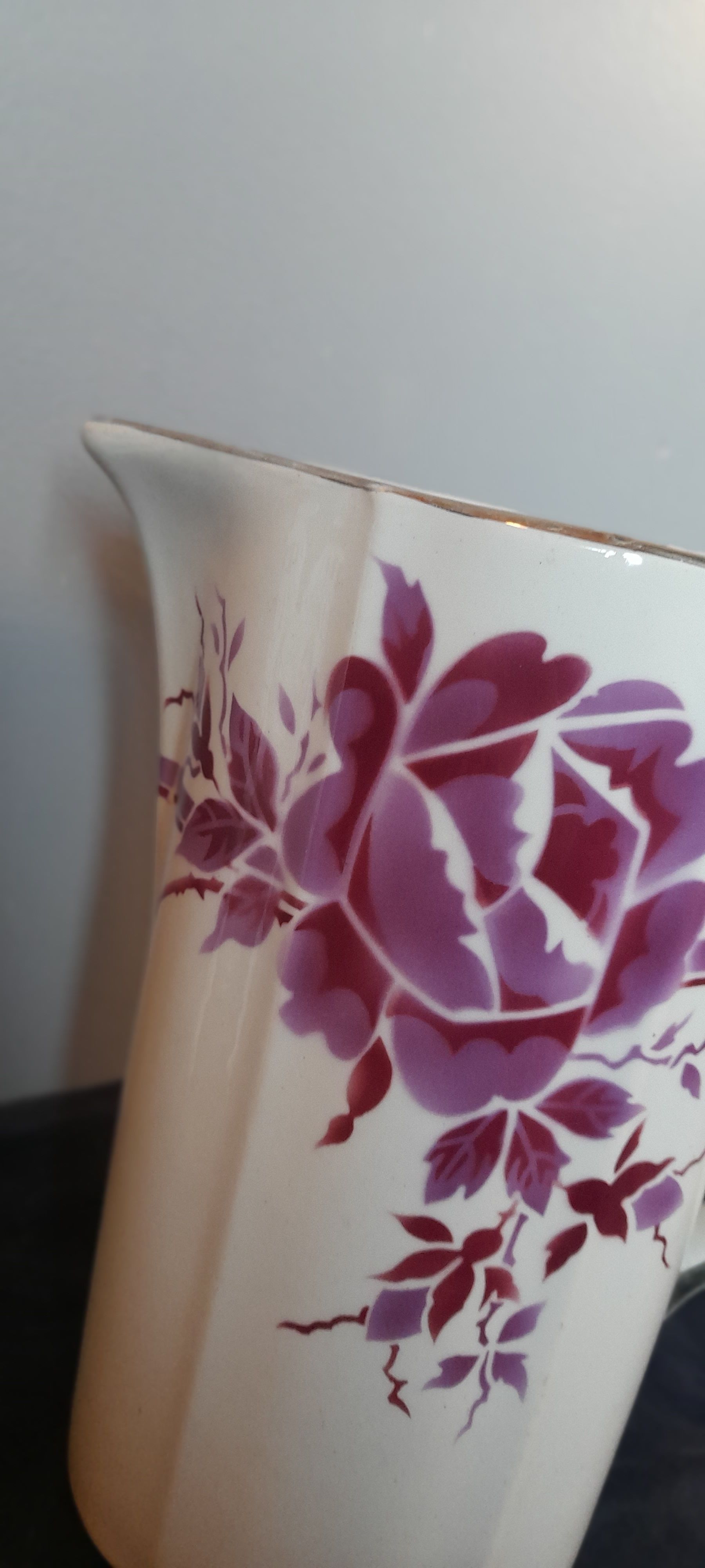 Toilet pitcher / pitcher / vase model Pauline de Moulin des Loups, faience decoration with red rose
