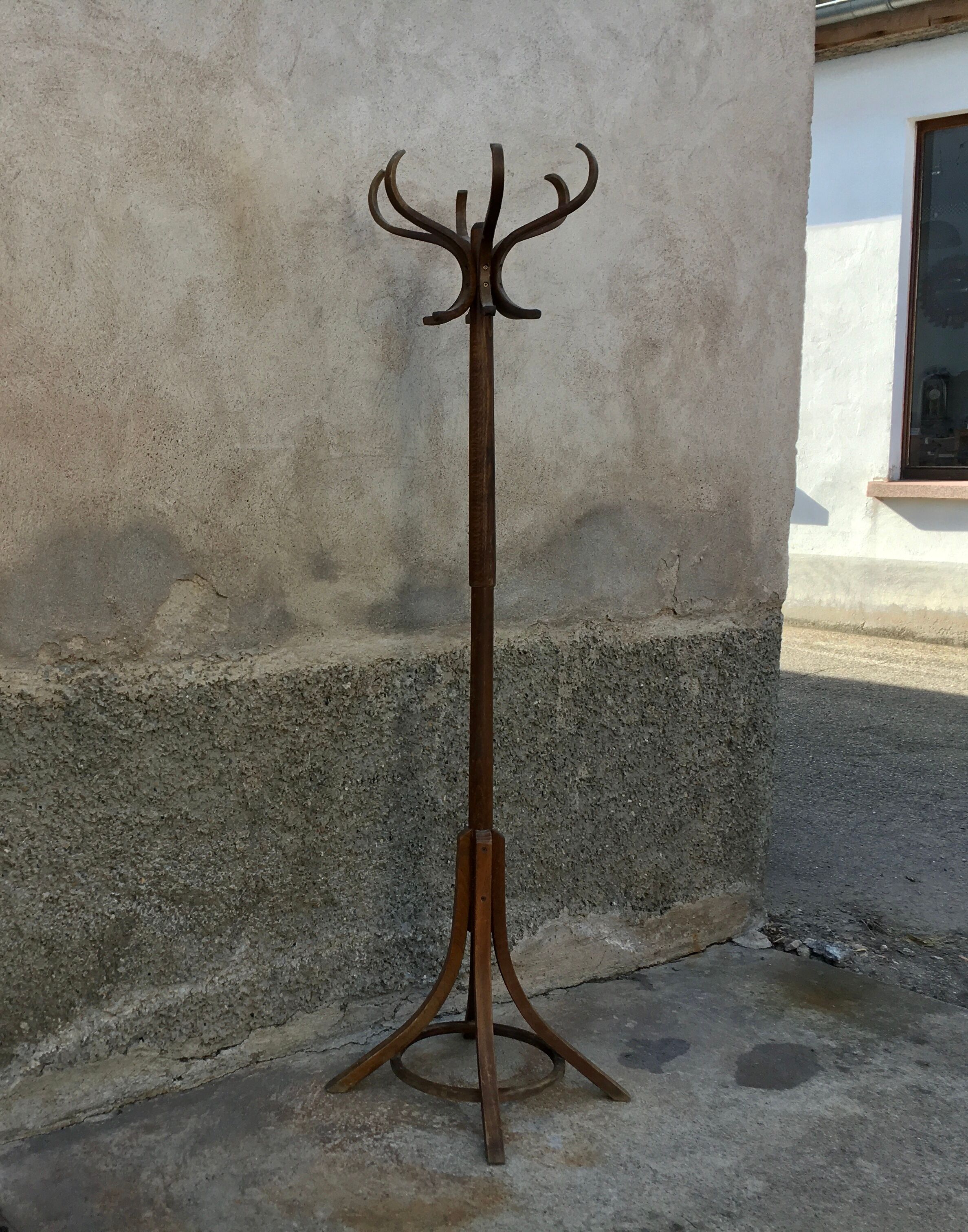 Baumann vintage parrot coat rack