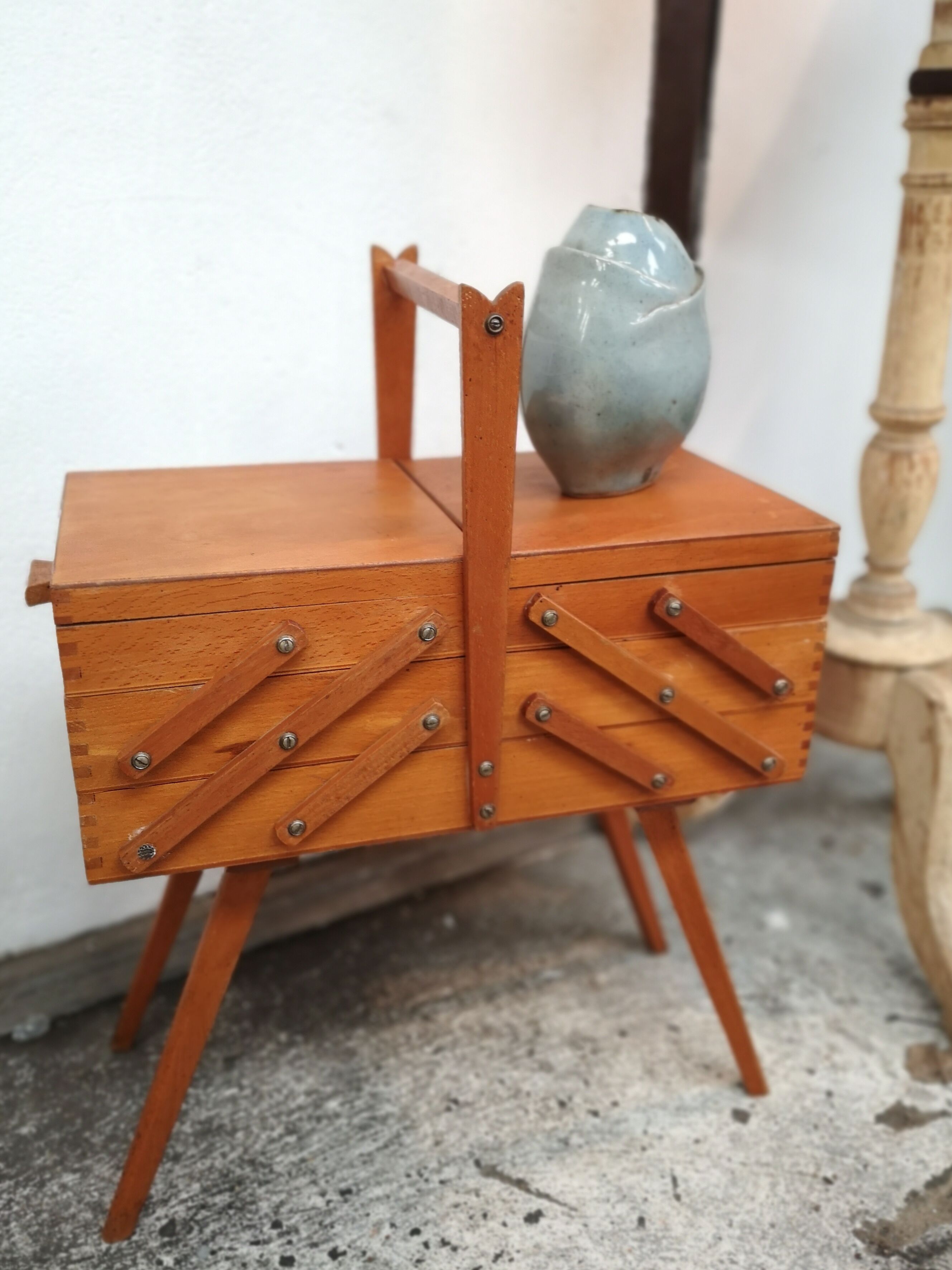 Former worker years 50 feet compass