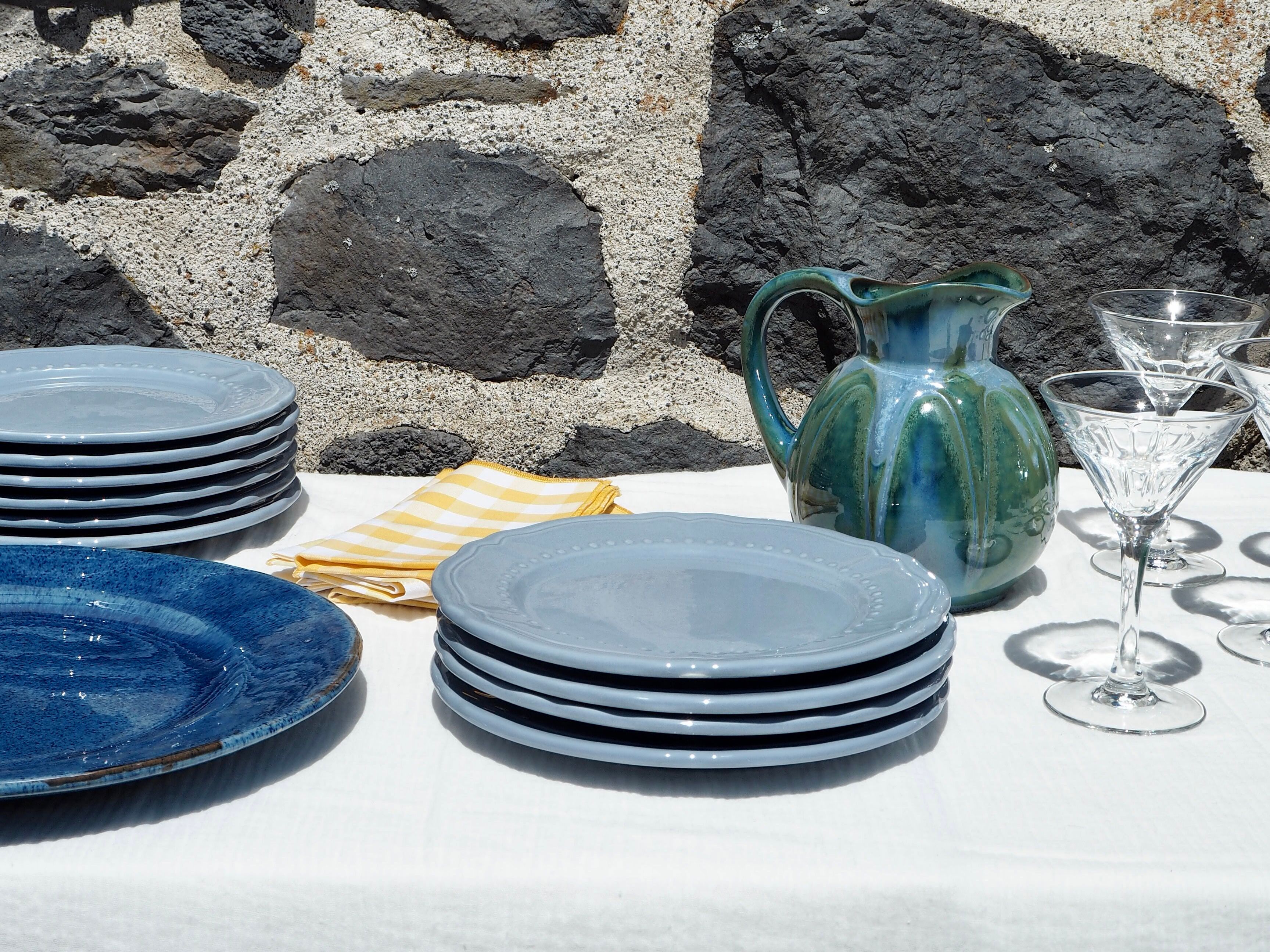 Set of 6 blue ceramic dessert plates
