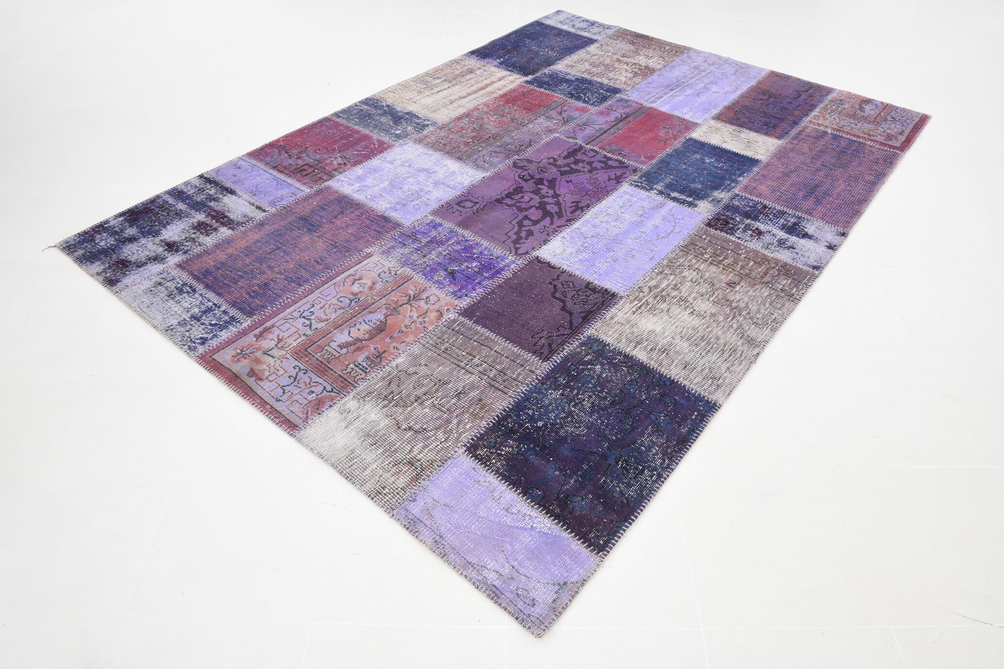 Purple tones vintage patchwork rug 304x215cm