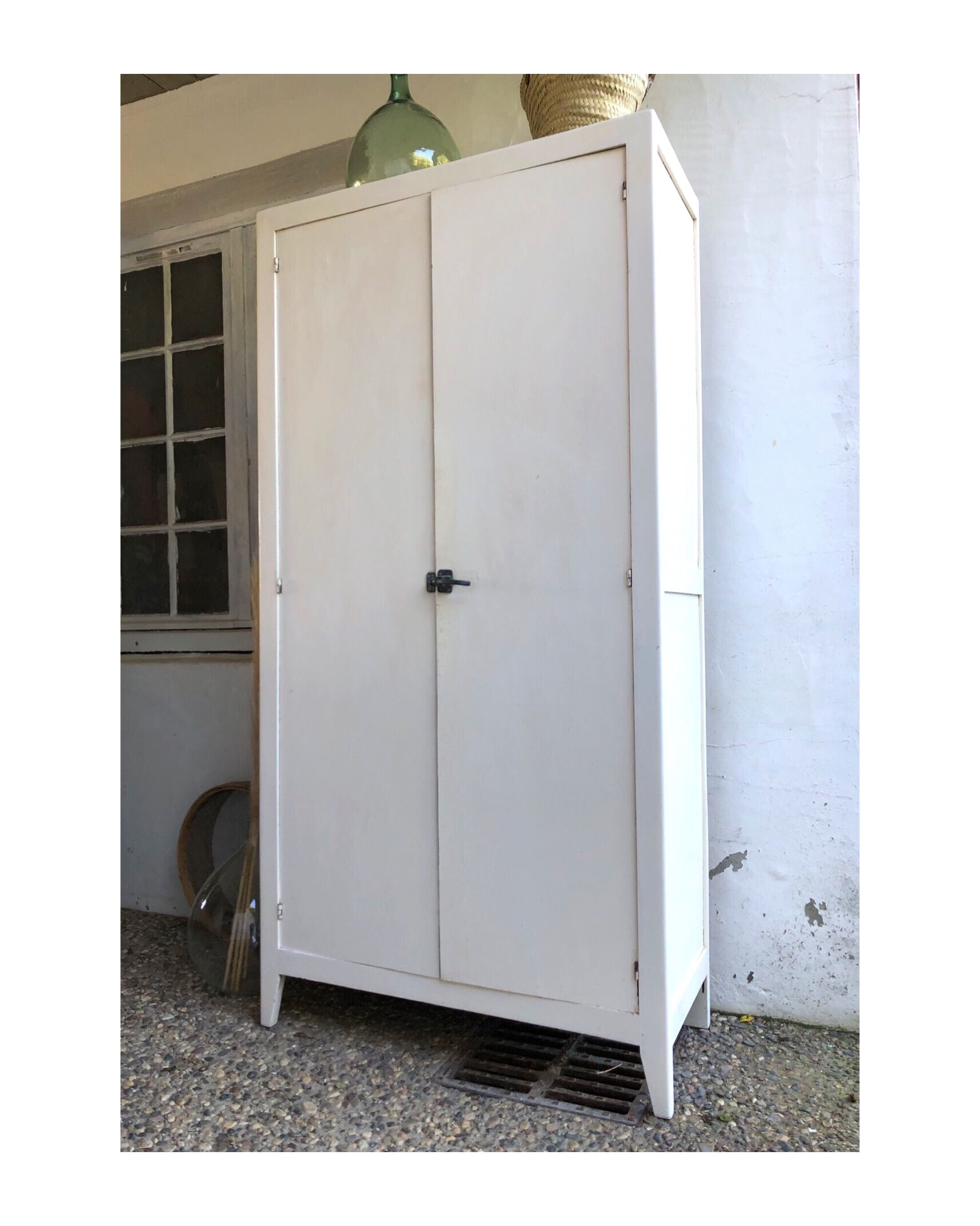 Vintage Parisian wardrobe