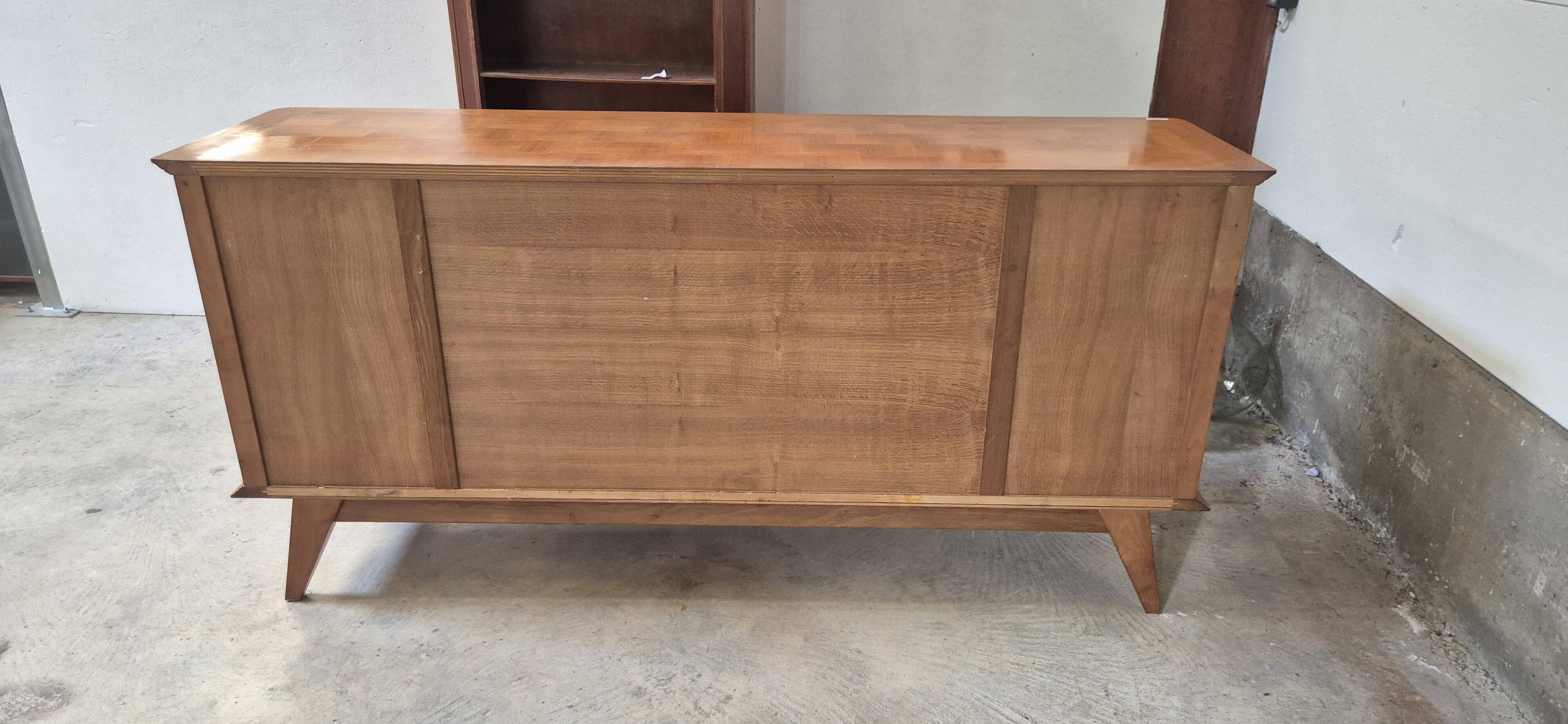 Enfilade 4 portes 1950-1960 pieds compas merisier