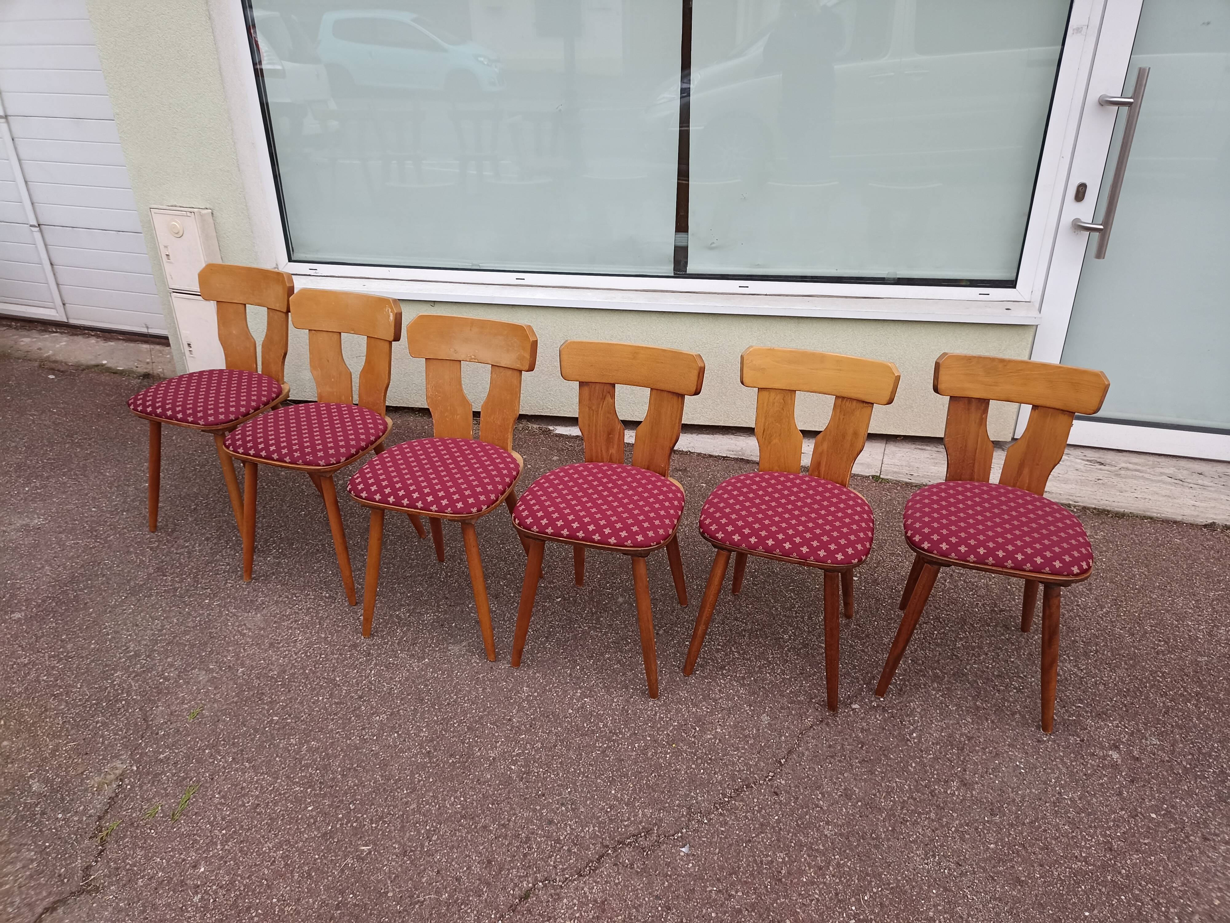 Set of 6 wooden bistro chairs with vintage cushion from the 70s/80s/90s