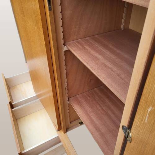 Modular dressing room 1950 in 3 parts