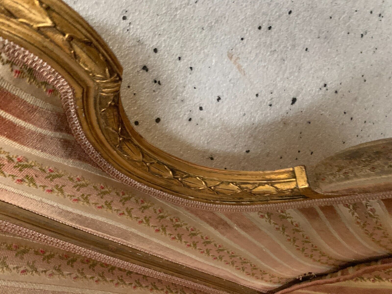 Louis xvi style shepherdess in gilded wood xx century