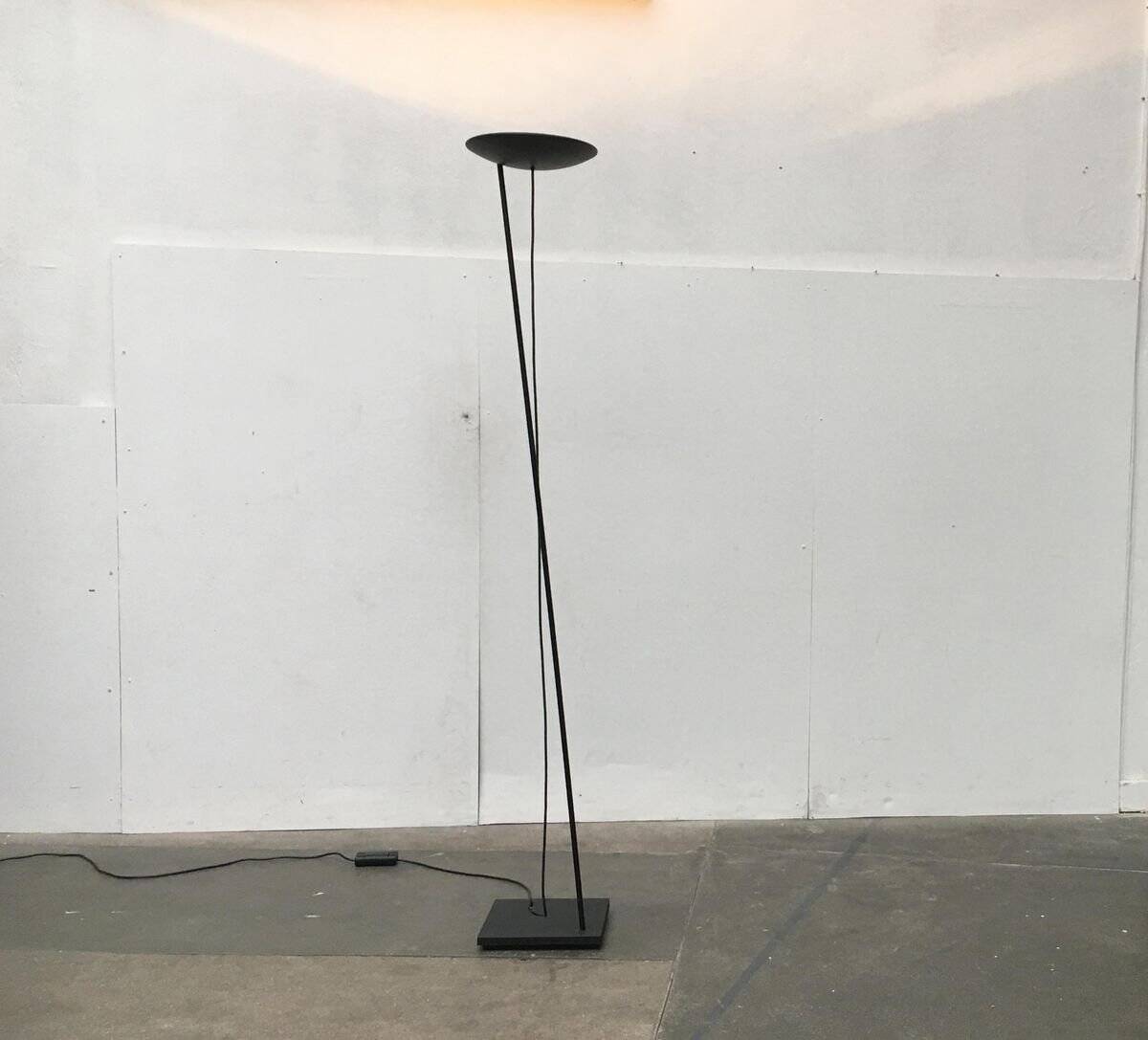 Postmodern Italian floor lamp Tao by Barbaglia & Colombo for PAF Studio
