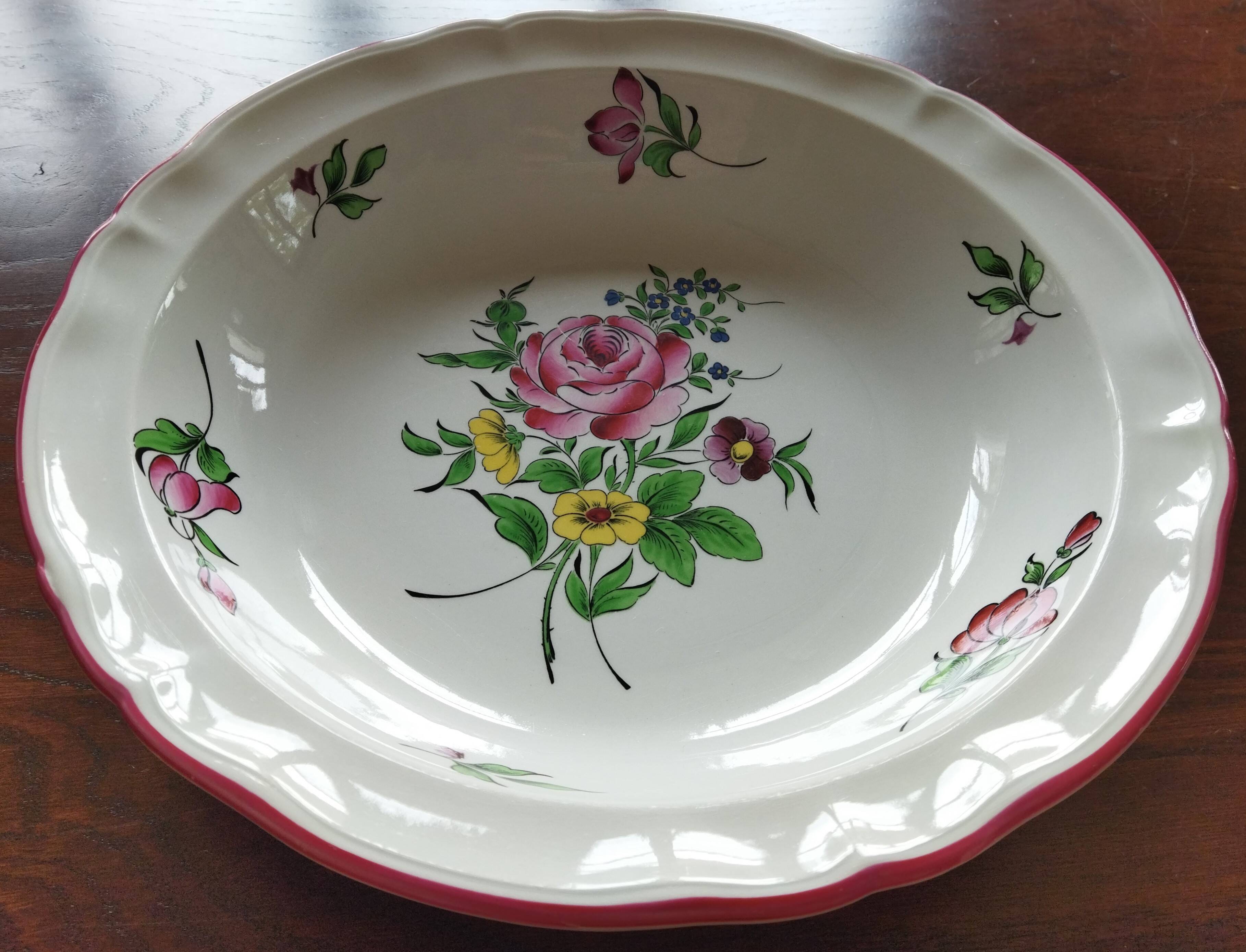 Deep dish "Fine street lamp" KG Lunéville