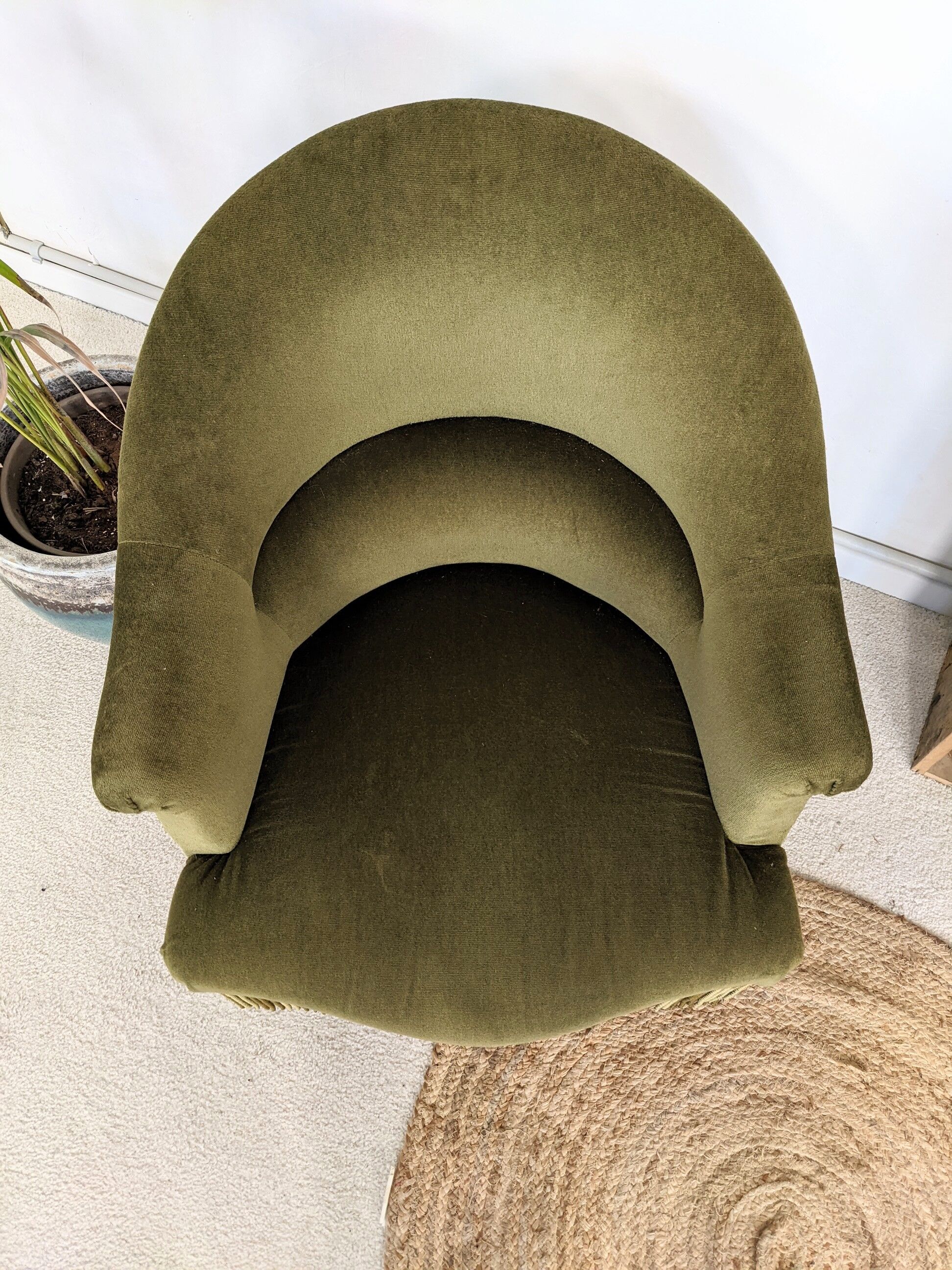 Vintage toad armchair