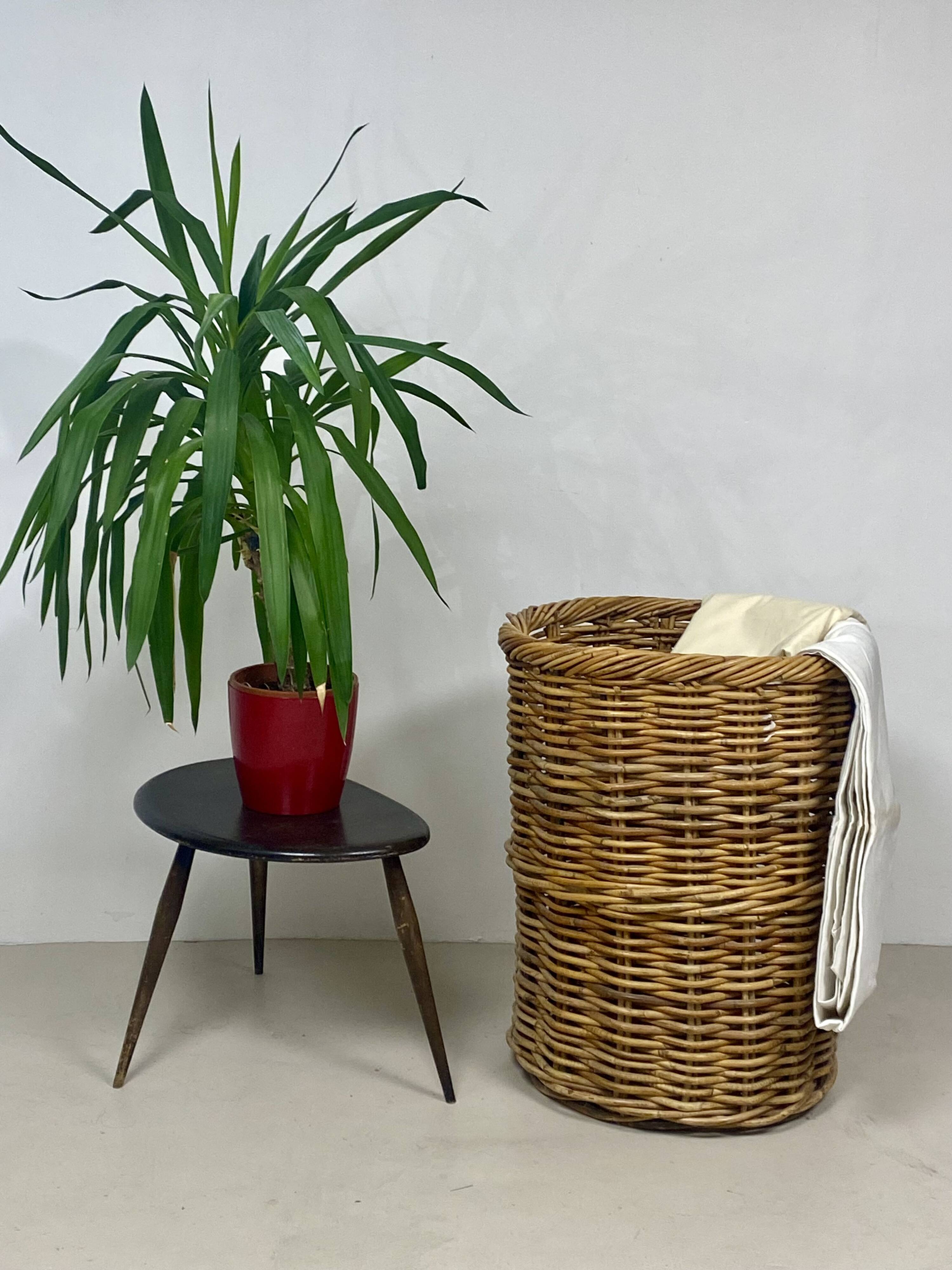 Extra Large Vintage Rattan Basket – Retro Decoration