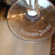 Service 6 flutes in champagne Perrier Jouët floral decoration tableware deco party