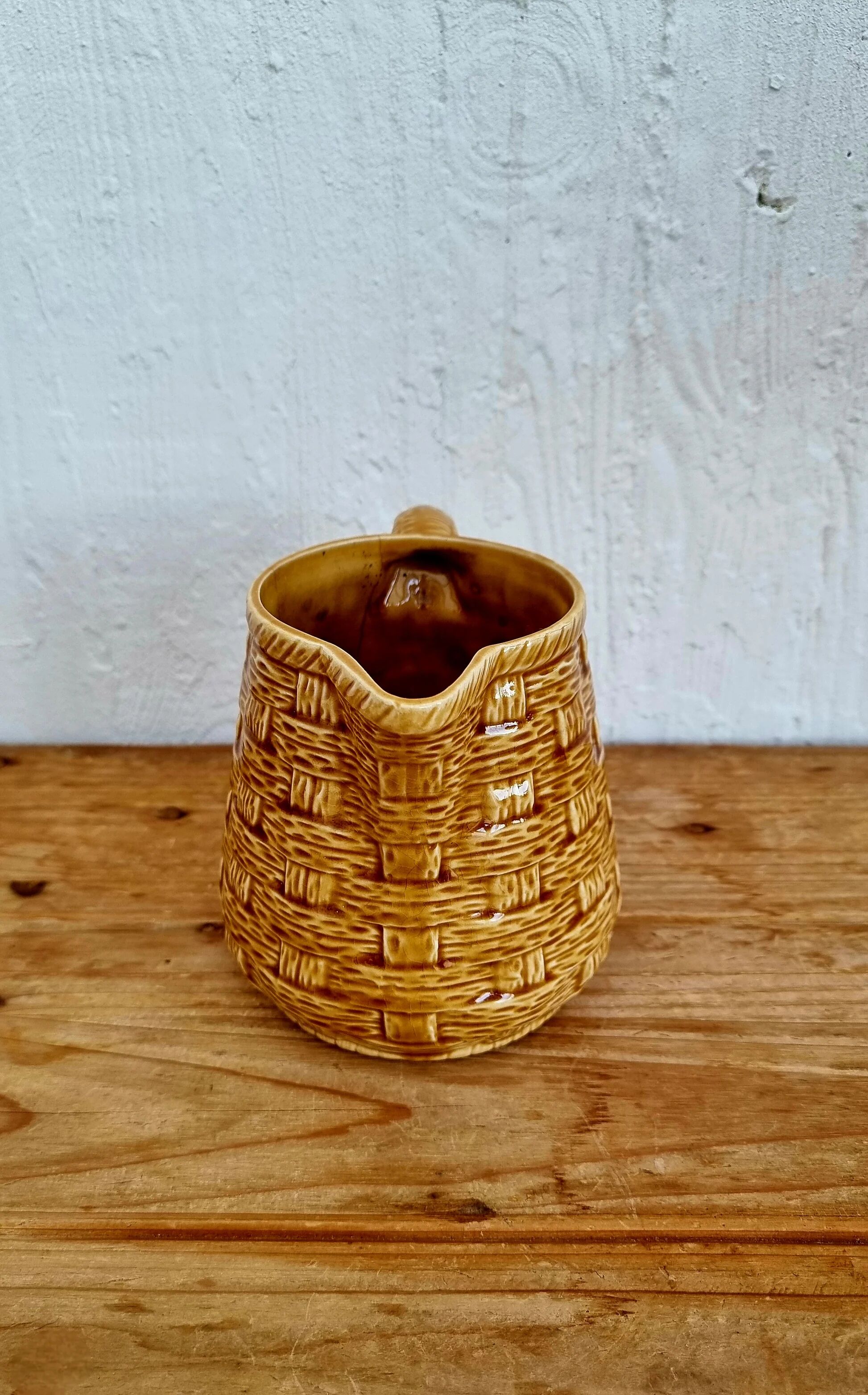 Pichet Digoin Sarreguemines woven basket effect caramel vintage