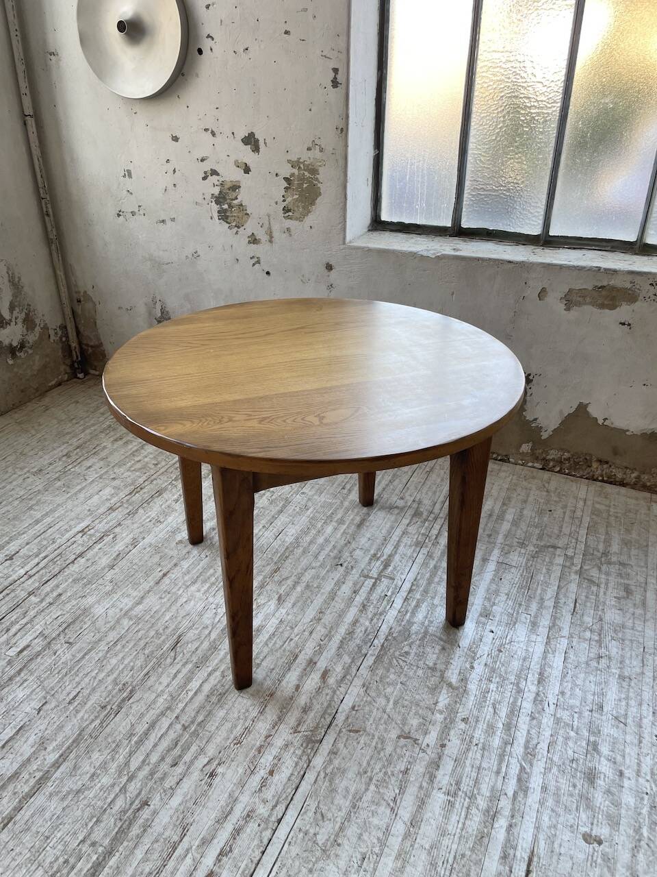 1950s round oak table