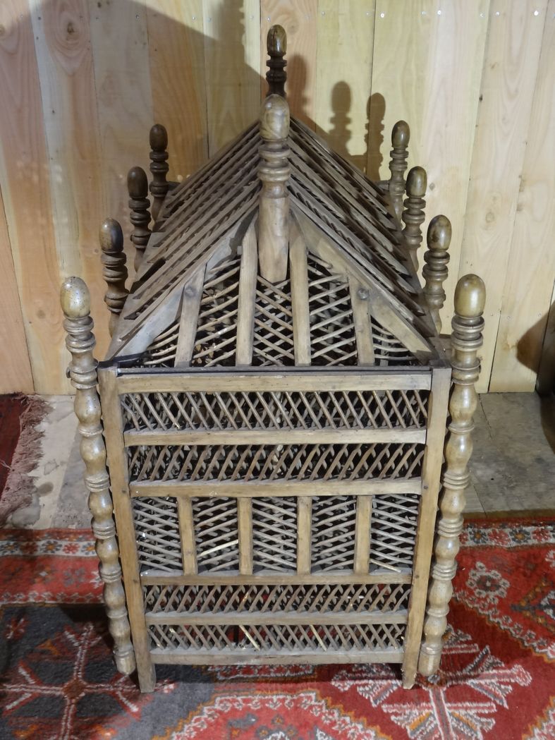 Large wooden bird cage, nineteenth century mastery work, 101 x 120 cm