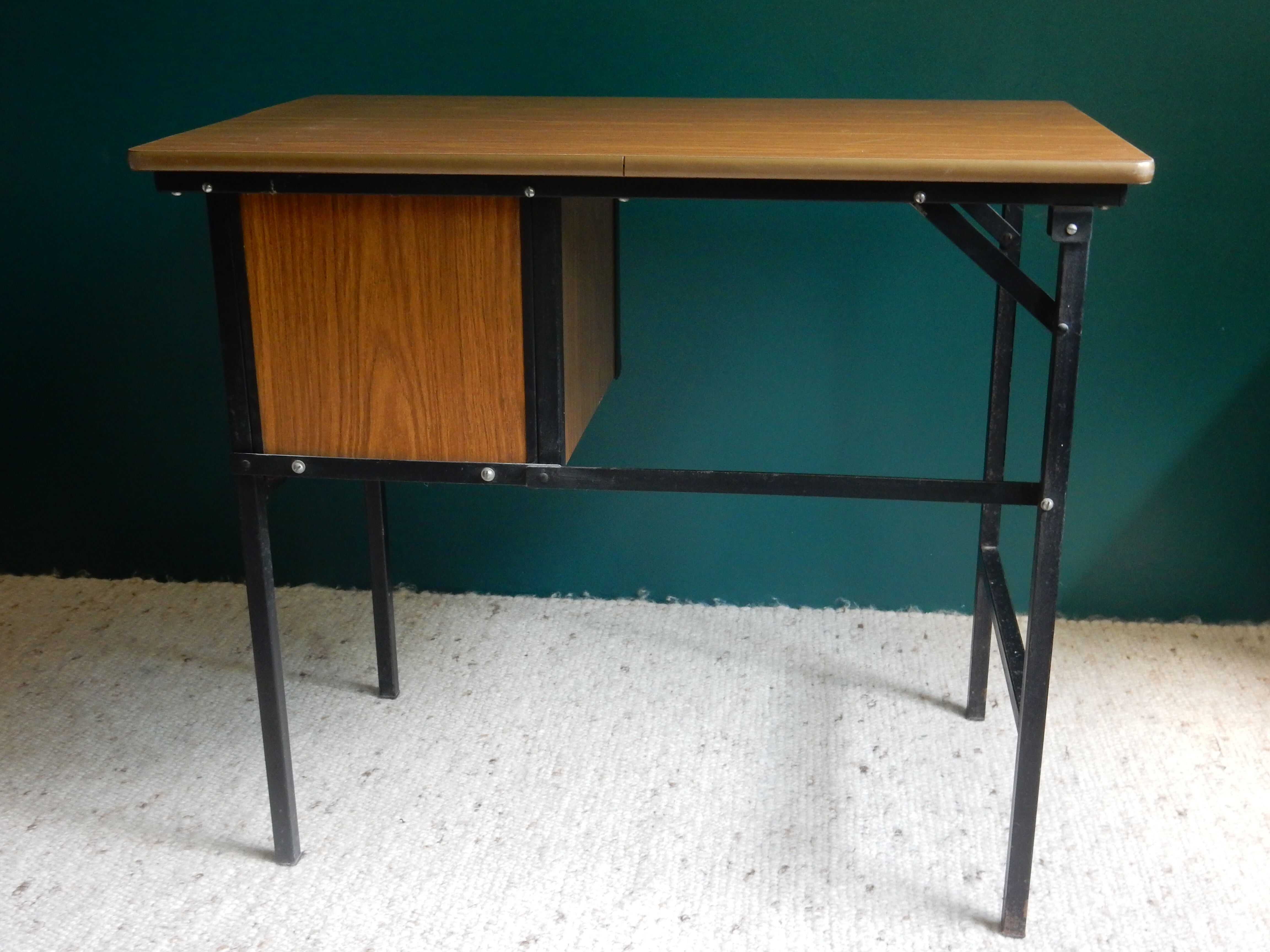 Office child formica brown