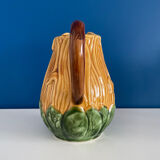 Slip pitcher