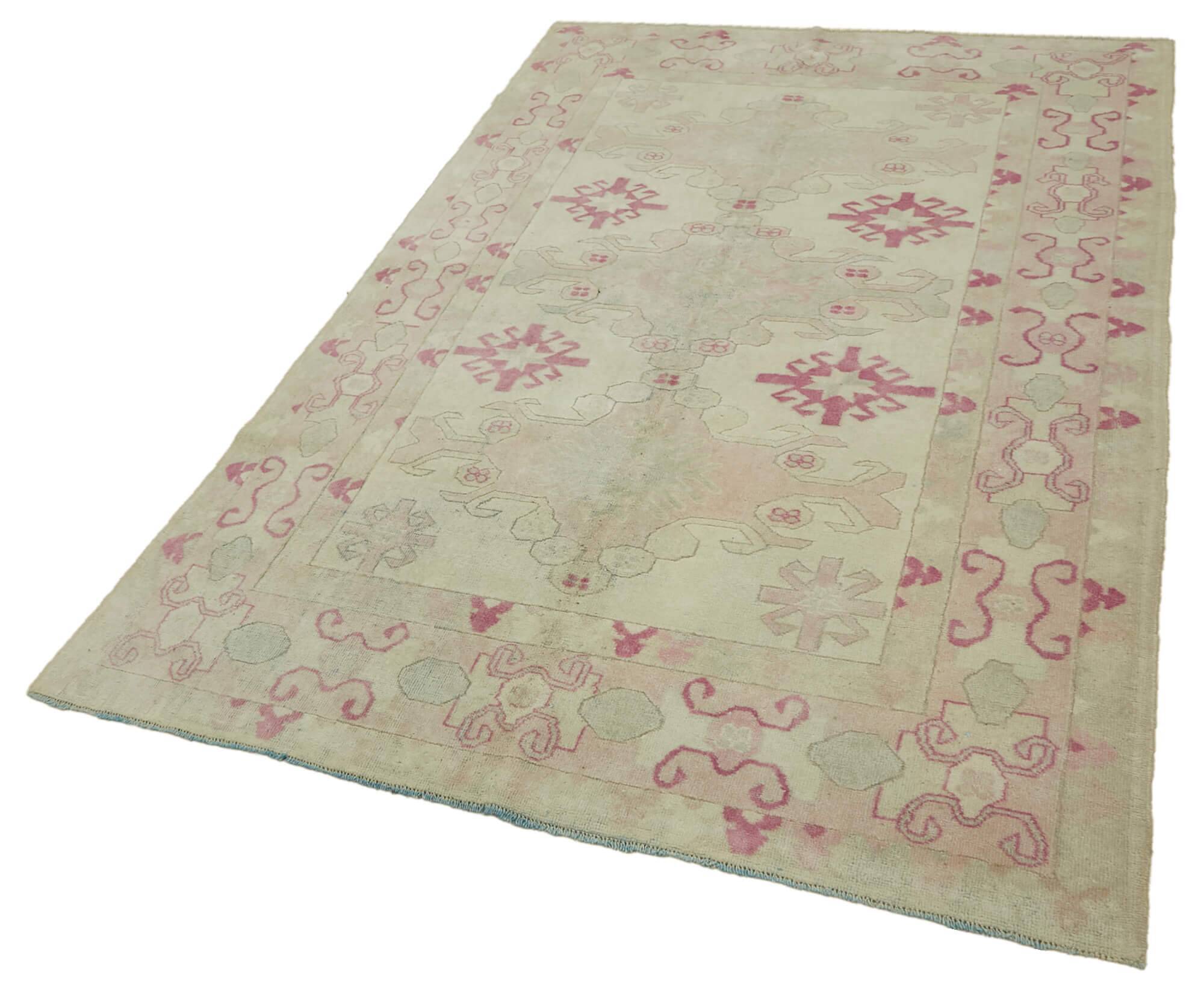Turkish Vintage Anatolian Rug 153 cm x 245 cm