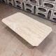Table en travertin rectangle avec 2 pieds en l