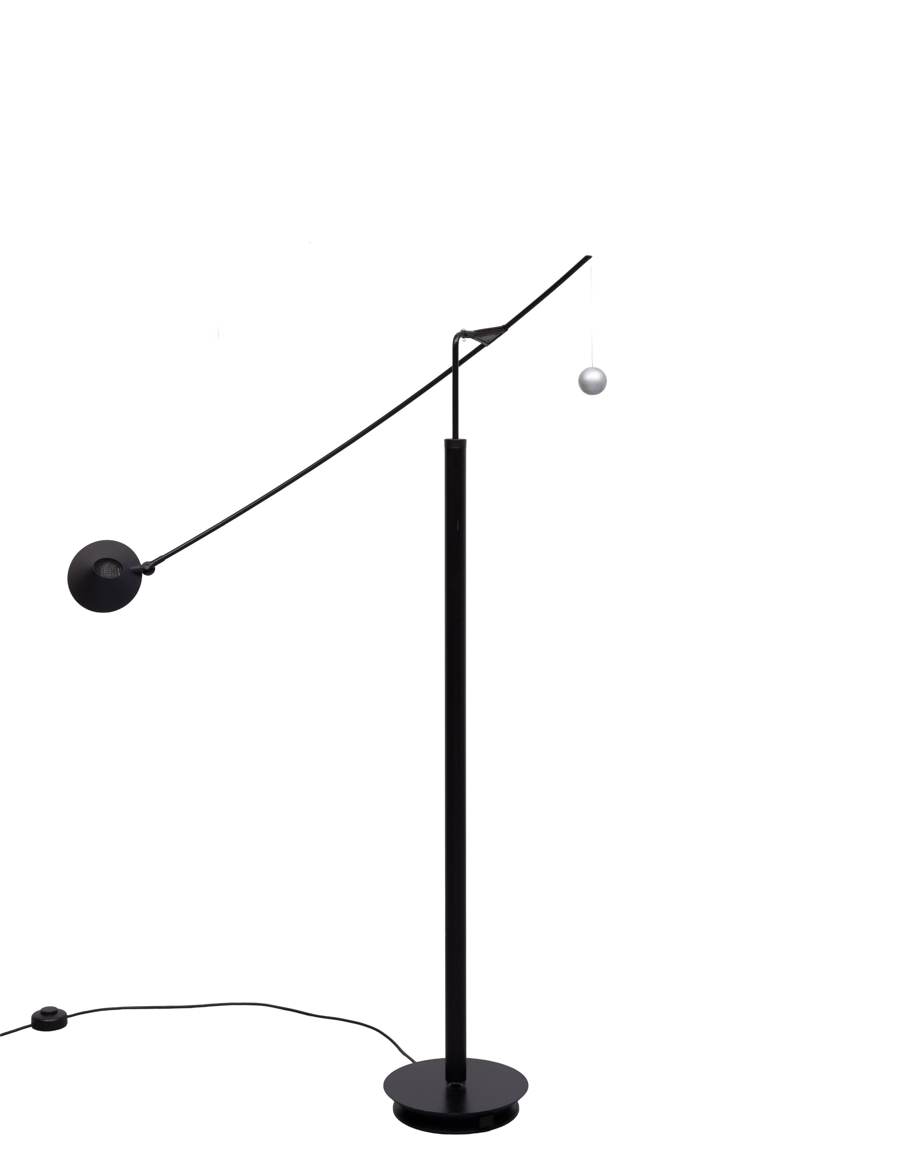 Lampadaire Artemide Nestore Terra par Carlo Forcolini années 1980 Italie