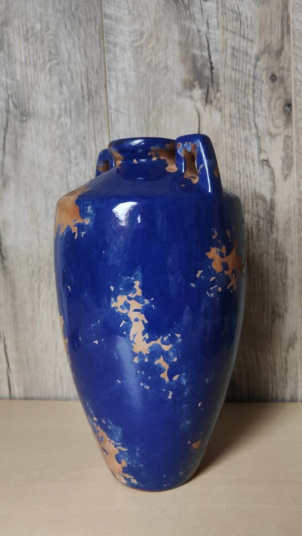 Vase bleu tacheté