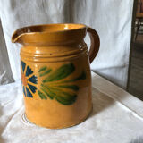 Water pitcher