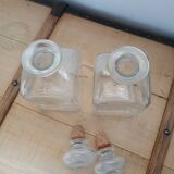 2 carafes / flacons vintages en verre