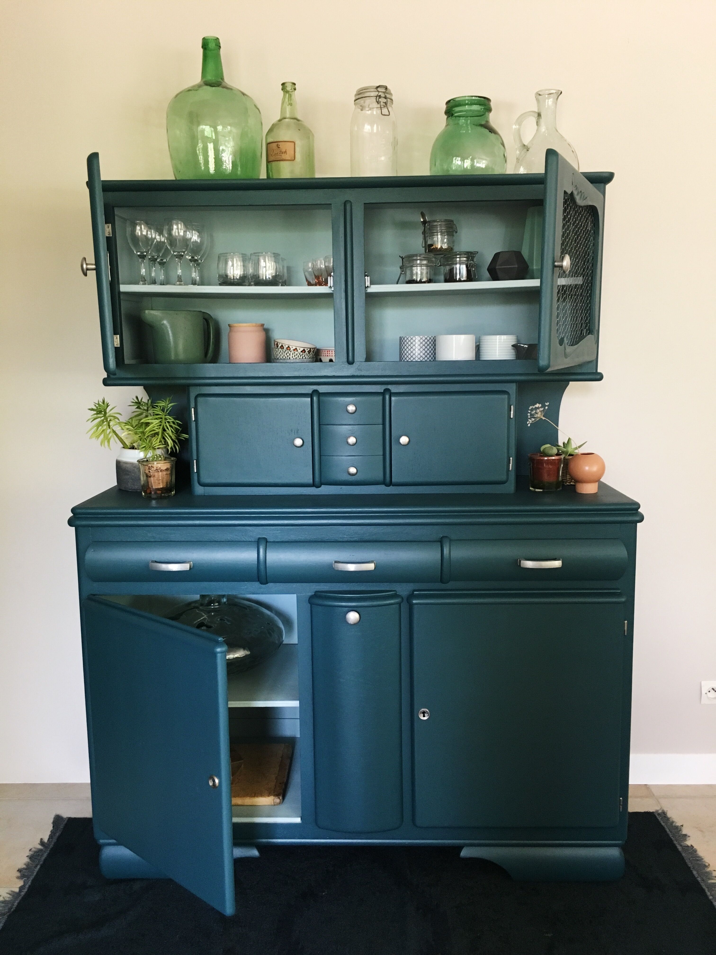 Mado of the 1950s vintage kitchen Dresser