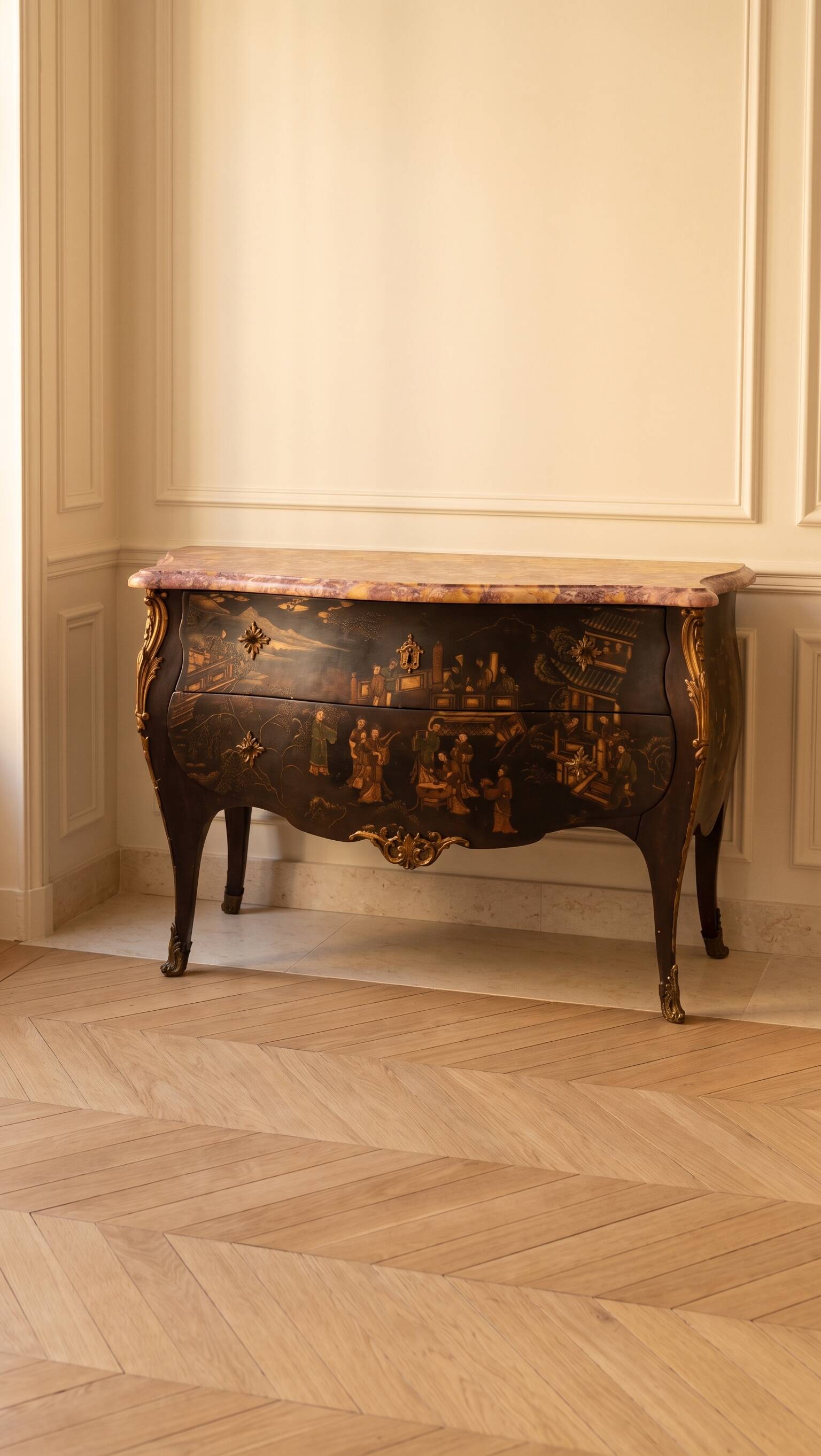 Louis XV Style Japanese Decor Jumping Commode
