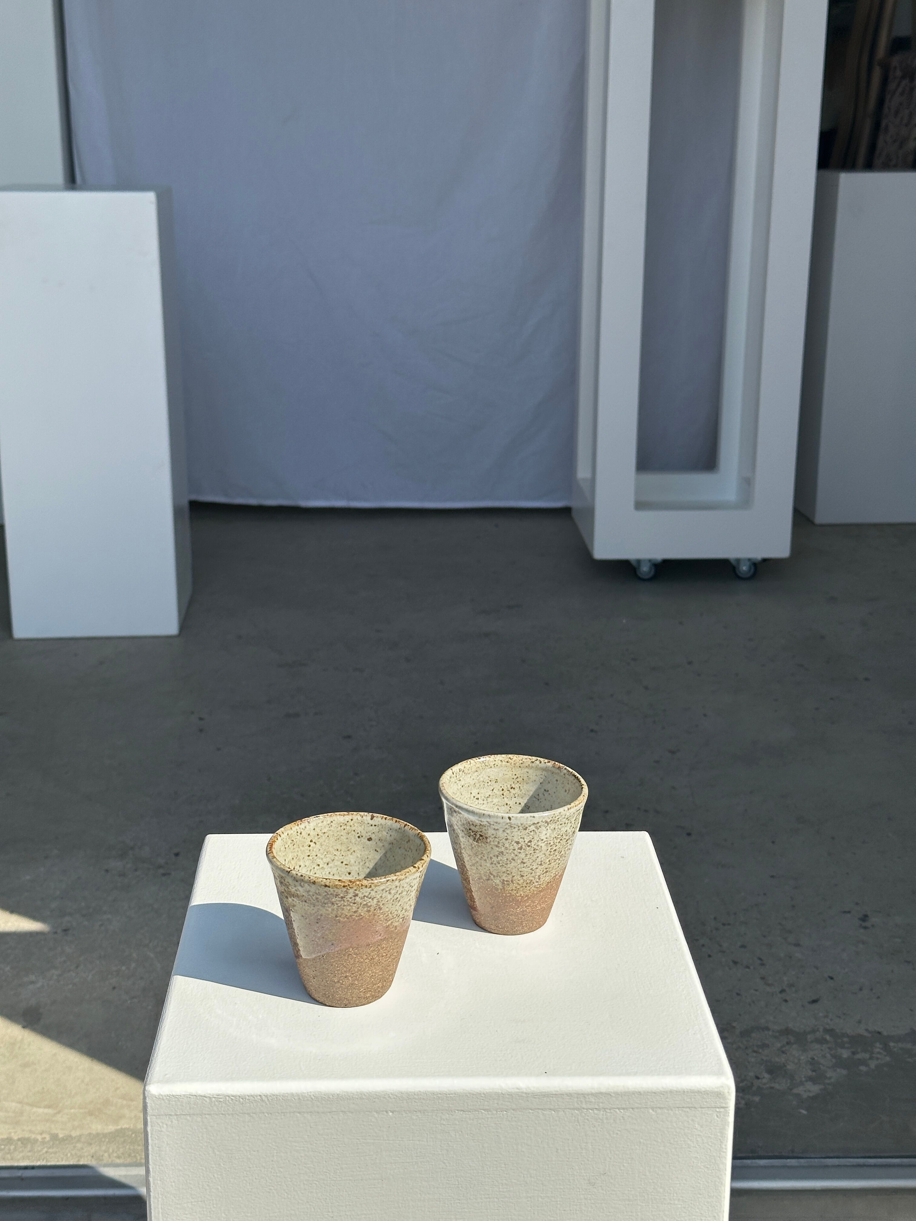 Set of 2 cups in Indonesian ceramic (brown & speckled glazed matte)