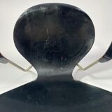 Arn Jocobsen black lacquered wooden armrest chair in the year 50
