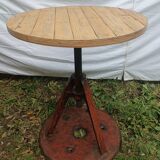 Standing table, Tolix stools