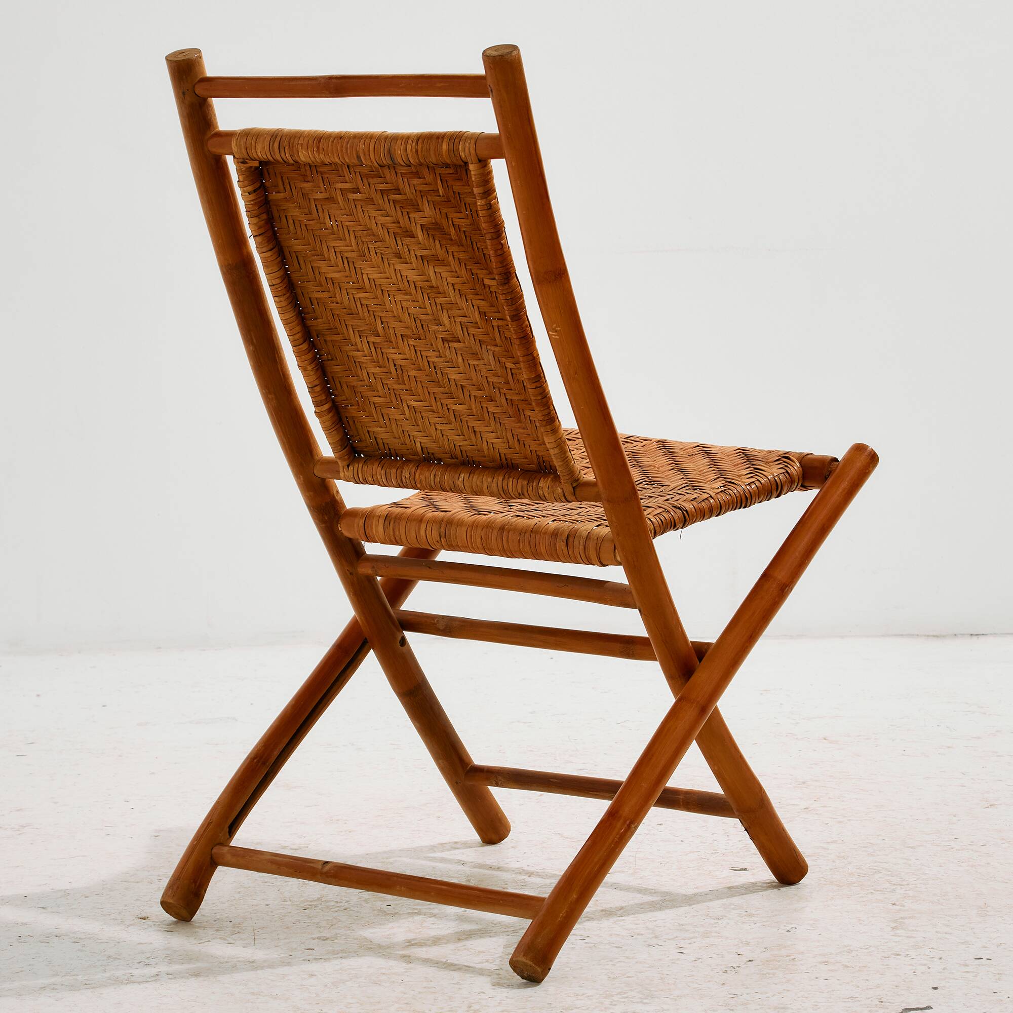 Foldable bamboo chair