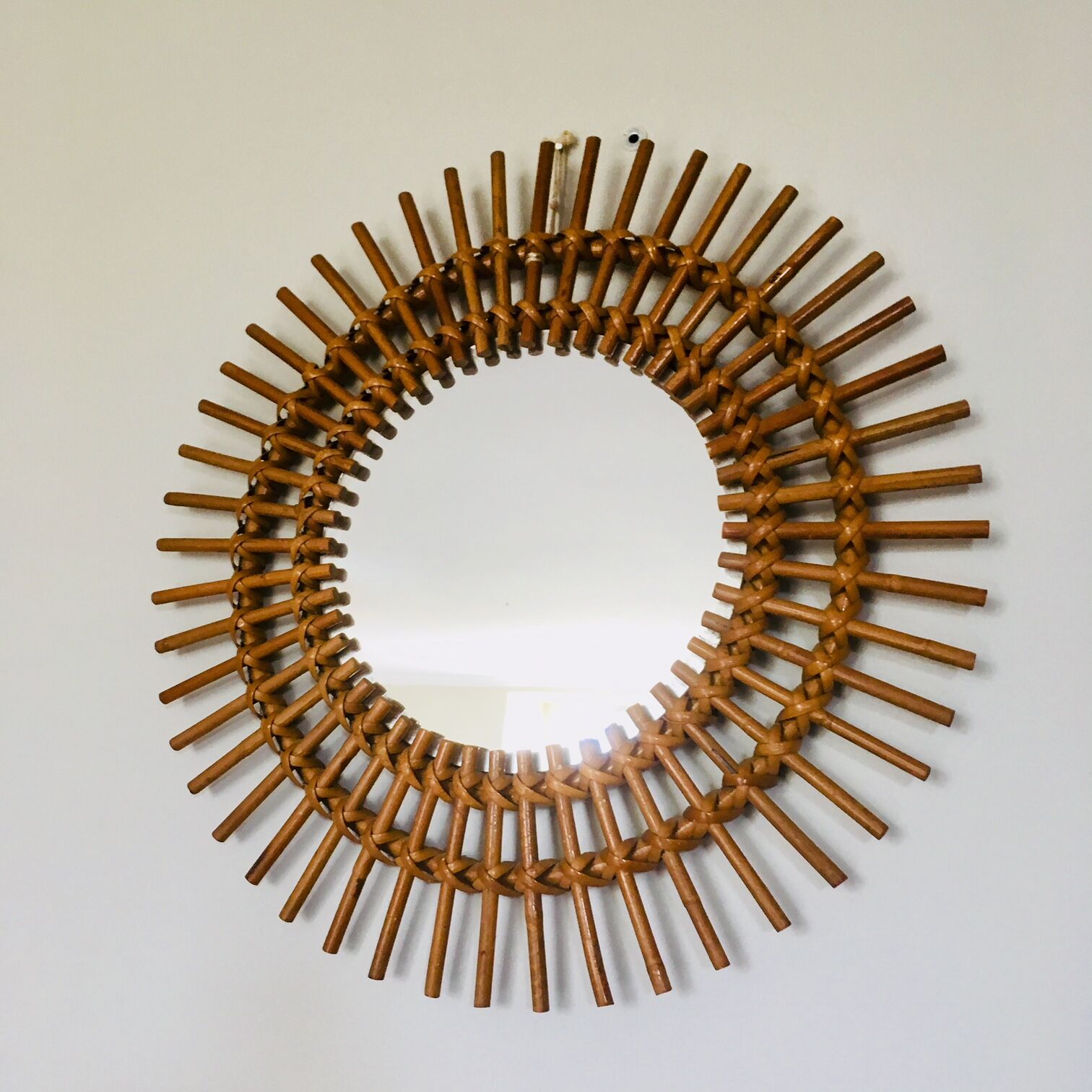 Sun rattan mirror 48x48cm