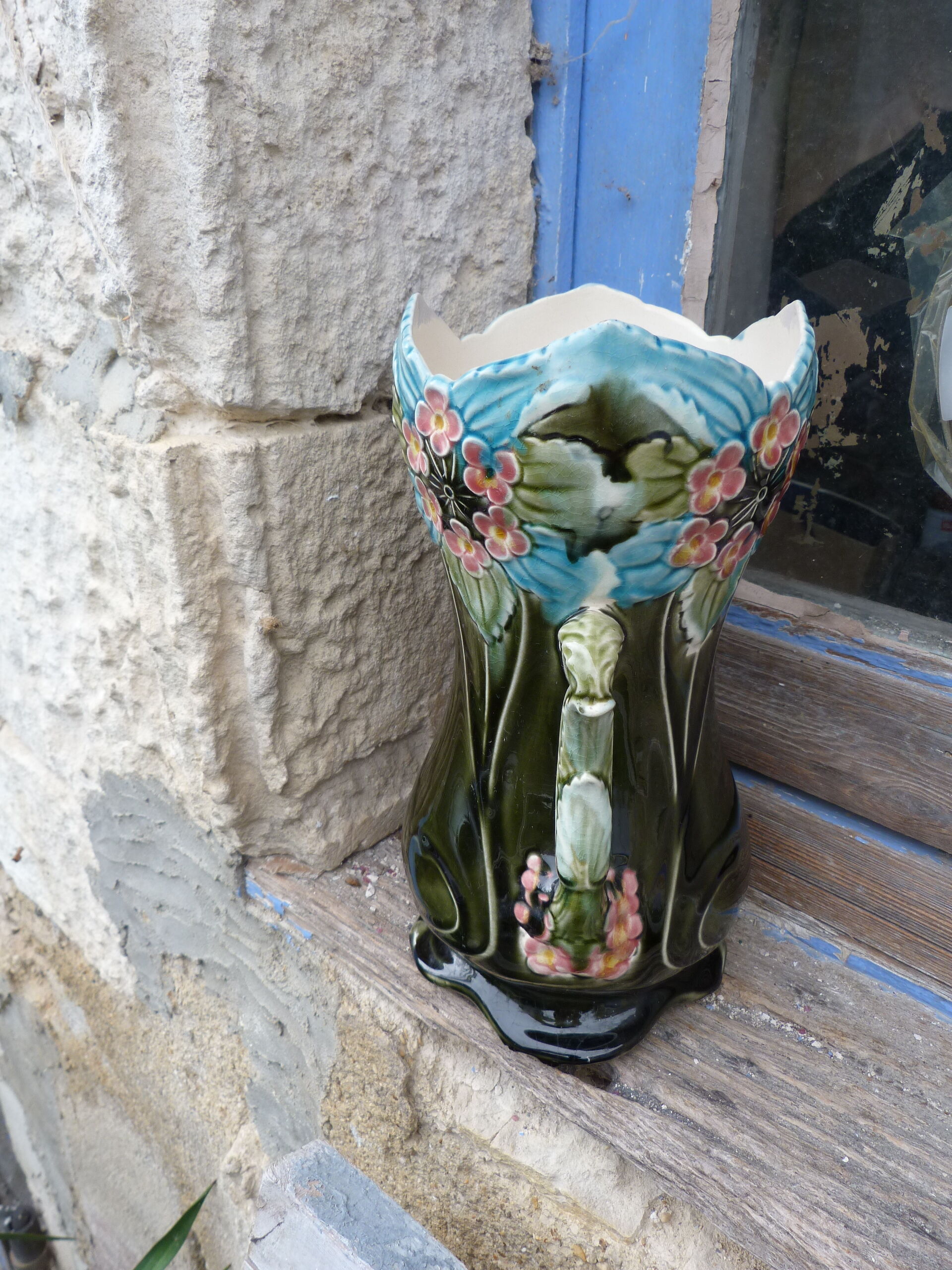 Vase Art nouveau en barbotine De Bruyn Fives Lille